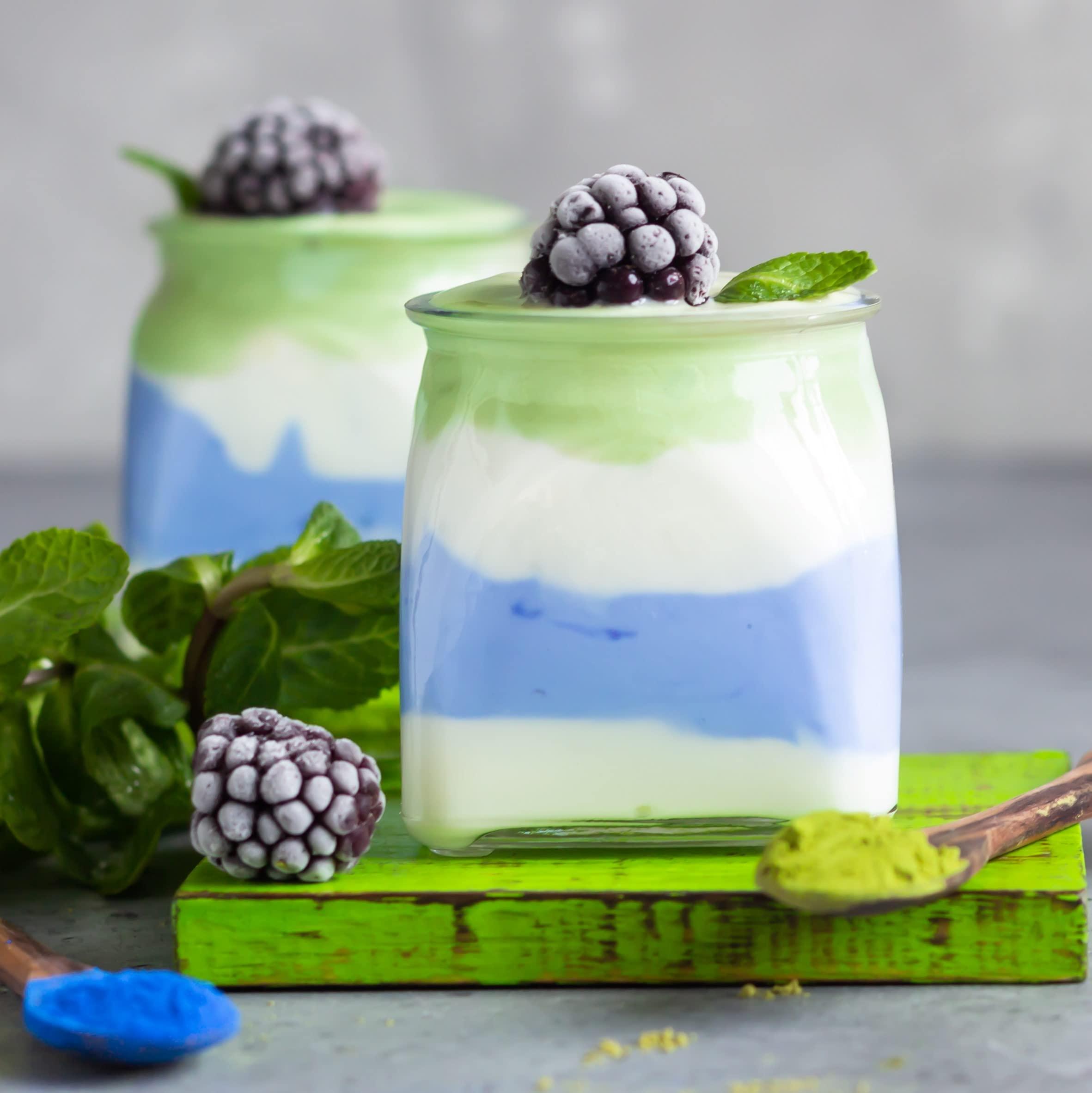 Ellie\'s Best Organic Blue Spirulina Powder - 8oz - Odorless - from Blue Green Algae - Vegan, Non GMO, Gluten-Free, Dairy-Free - USDA Certified Natural Blue Coloring for Smoothies & Protein Drinks