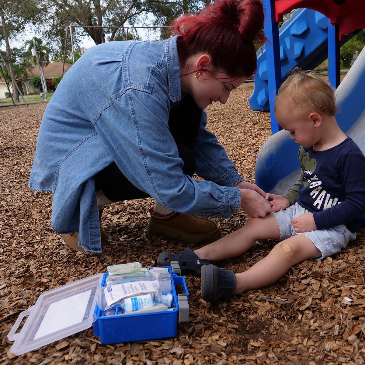 First Aid Only First Aid Only 91248 OSHA-Compliant First Aid Kit, All-Purpose 50-Person Emergency First Aid Kit for Business, Worksite, Home, and Car, 260 Pieces