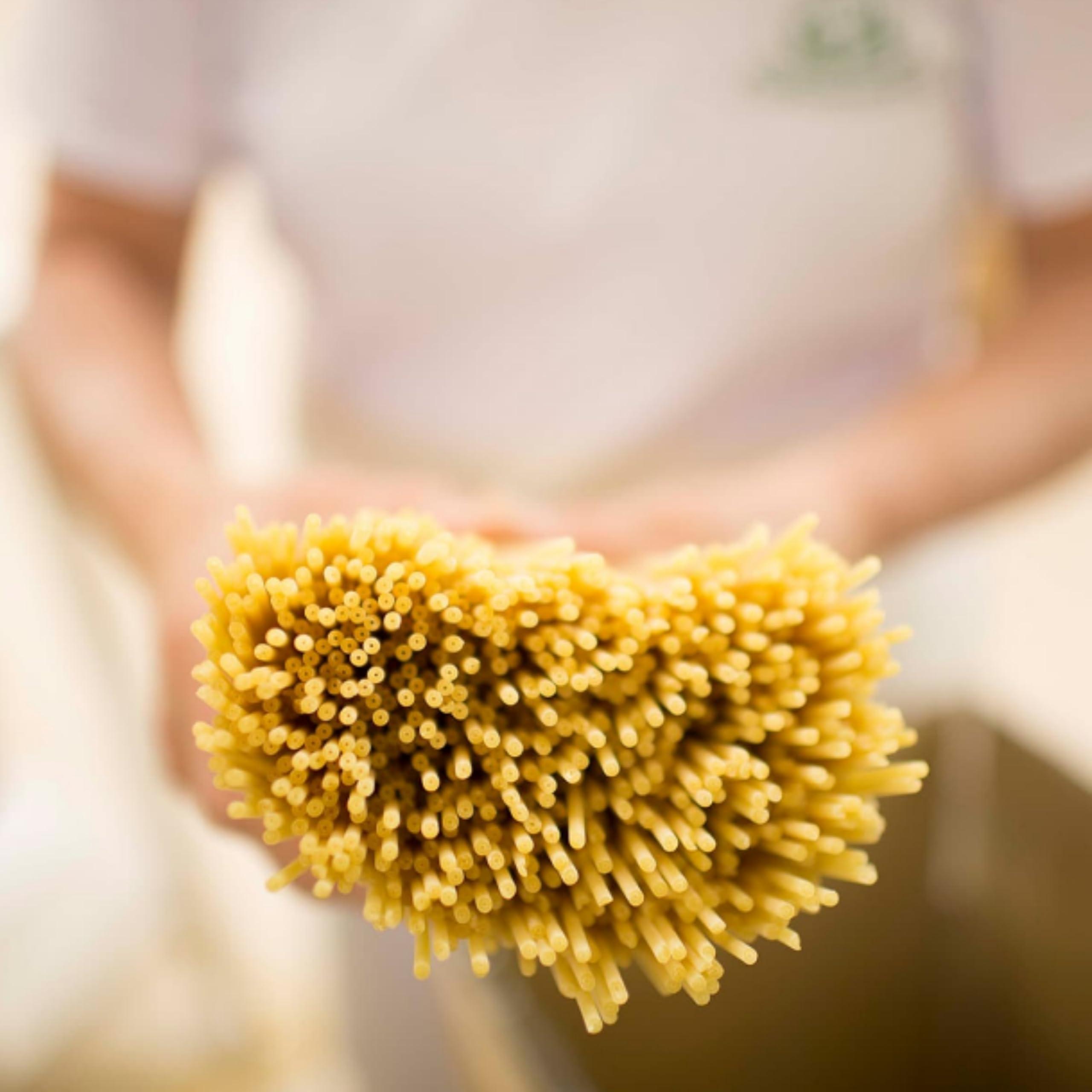 Rustichella D\' Abruzzo Rustichella d\'Abruzzo Organic Rice Penne Rigate - 250g Gluten-Free Italian Pasta Made with Organic Rice Flour - Ideal for Light Olive Oil Sauces & Seasonal Vegetables - GMO-Free, Gluten-Free