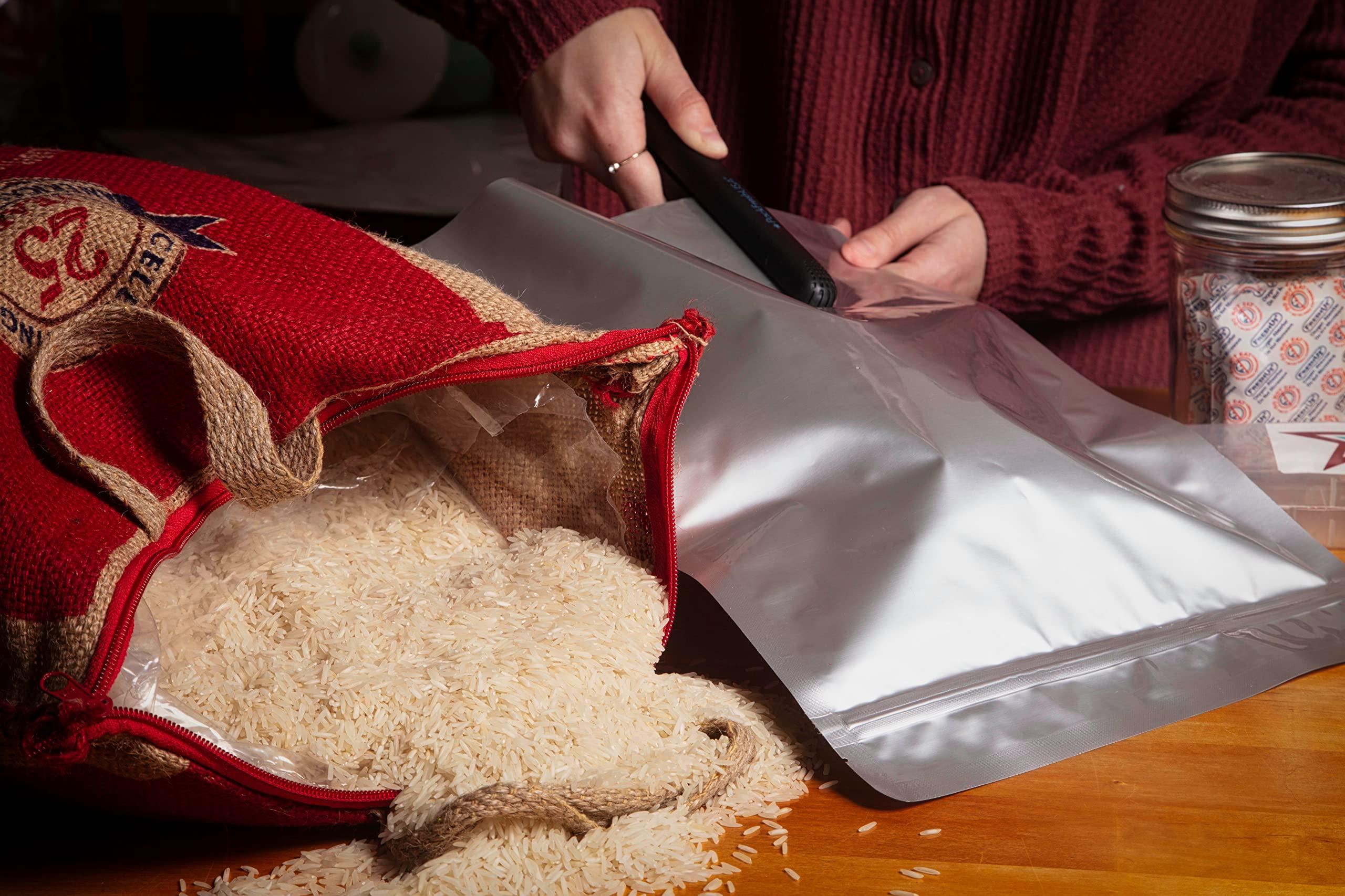 PackFreshUSA PackFreshUSA: 7 Mil - Quart Premium Century Seal-Top Mylar Bags (8\" x 12) - Resealable - Rounded Corners -300cc Oxygen Absorbers- Heat Sealable - Long-Term Food Storage (50)