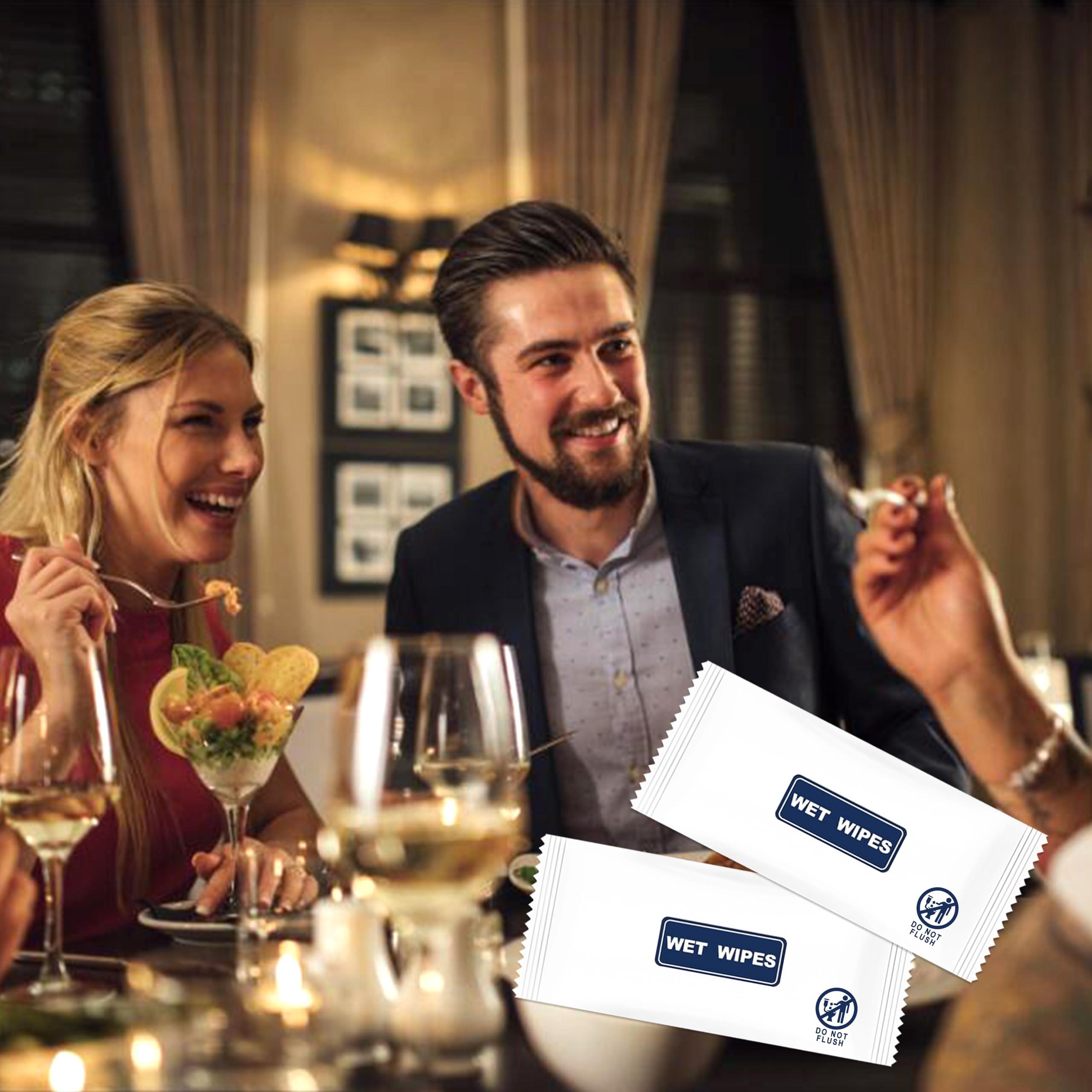 Gisdo 200 Pack Wet Wipes Individually Wrapped, Individual Hand Wipes, Unscented Travel Wipes, Clean Hands Quickly, Wet Wipes Bulk for Homeless, Suitable for Restaurant, Wedding, Barbecue, Blue