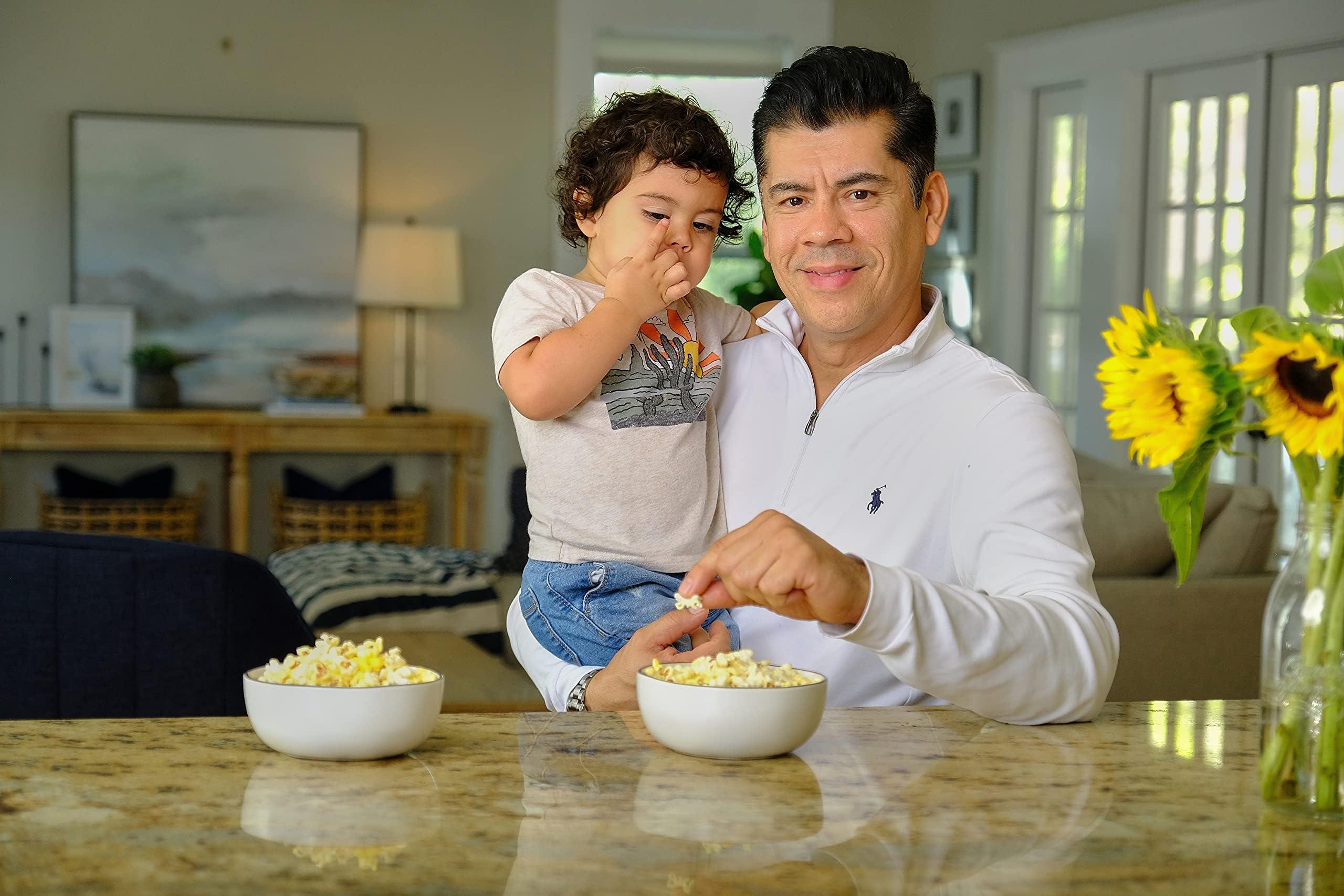 Amish Country Popcorn Amish Country Popcorn | 6 lb Bag | Extra Large Caramel Type Popcorn Kernels | Old Fashioned, Non-GMO and Gluten Free (Extra Large Caramel - 6 lb Bag)