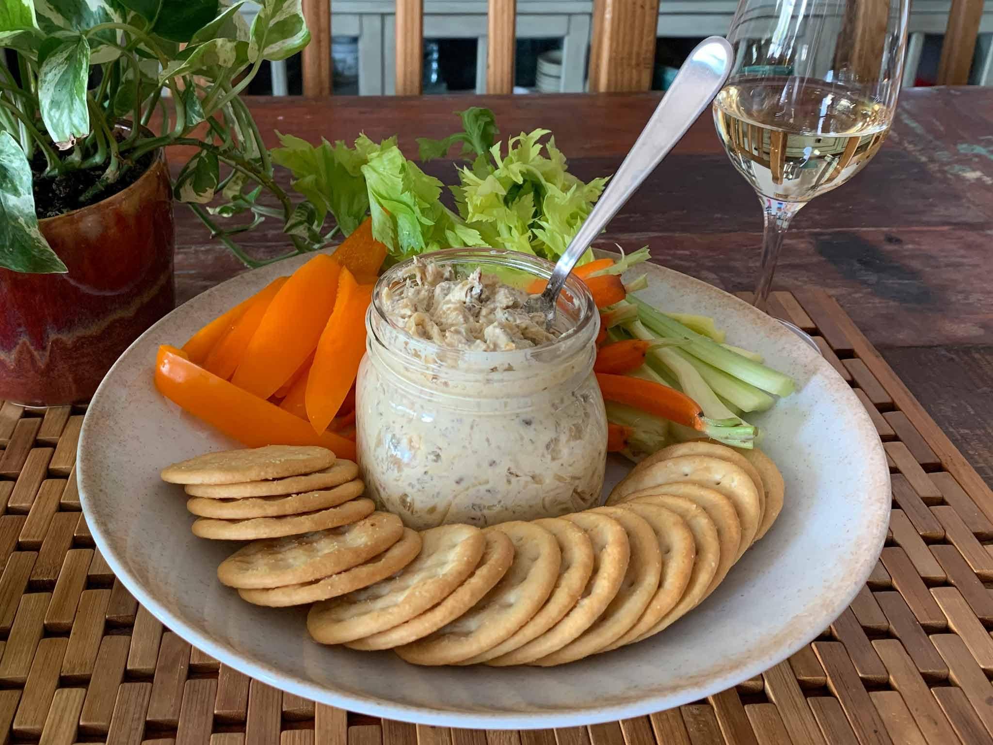 Crown Prince Crown Prince Natural Smoked Oysters in Pure Olive Oil, 3-Ounce Cans (Pack of 18)