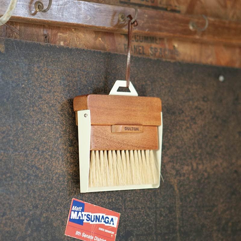 DULTON Dulton Dustpan and Brush Dustpan and Brush Ivory H21-0365IV Ivory Broom & Dustpan Set