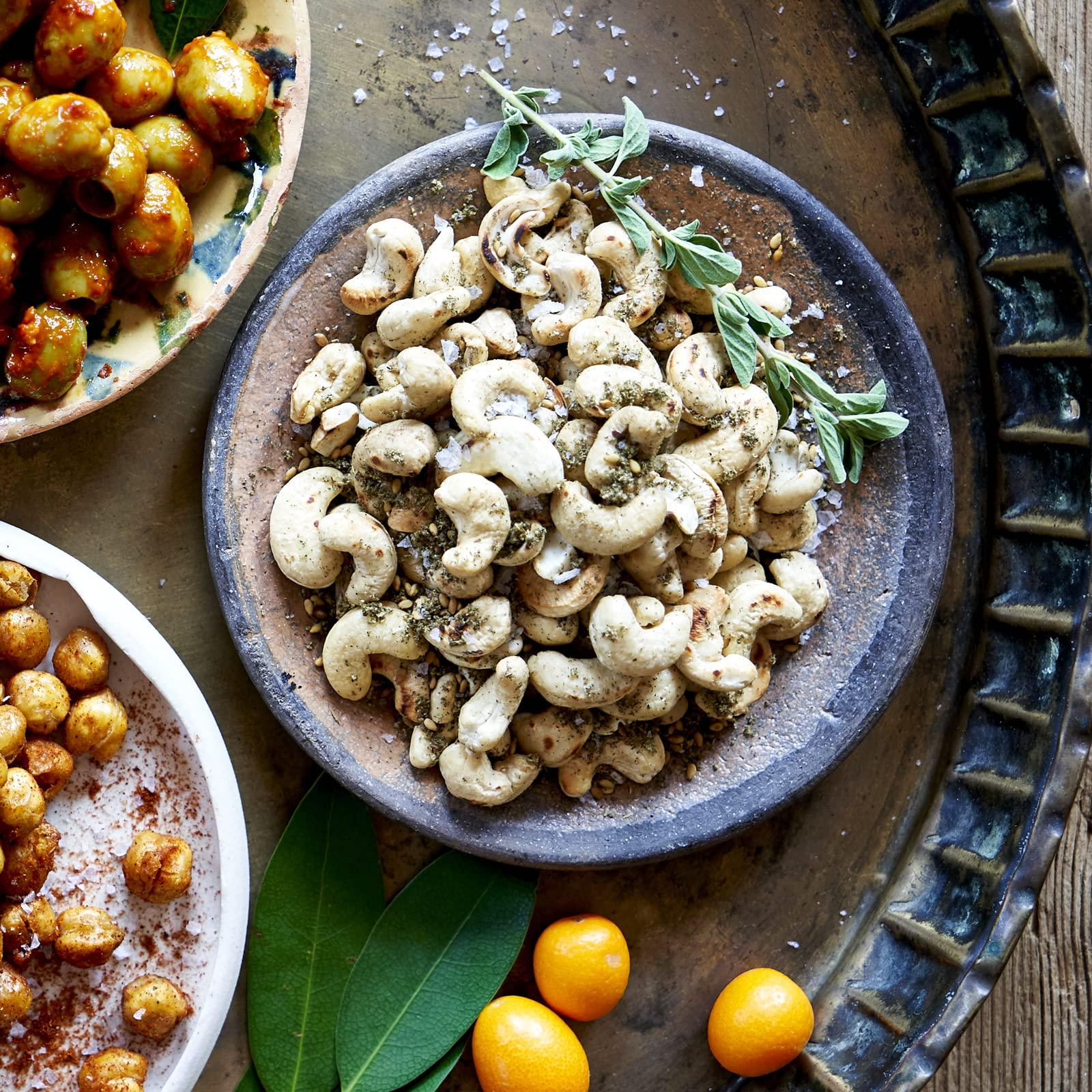 VILLA JERADA Villa Jerada, Za\'atar with Hyssop (Zaatar/Zatar/Zahtar), Premium Middle Eastern Spice Blend, 3.2 oz (Pack of 1) (ZA\'ATAR 200G POUCH)