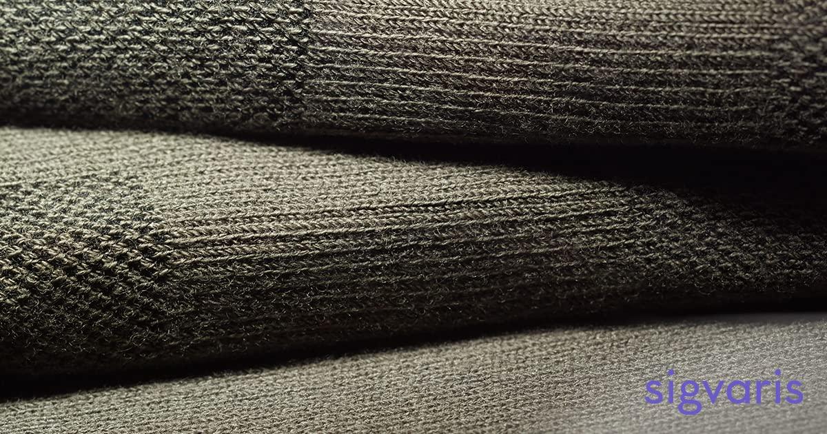 Sigvaris Sigvaris Mens & Womens Motion Thermoregulating Wool Closed Toe Calf-High Socks 15-20mmHg - Charcoal - Medium Short