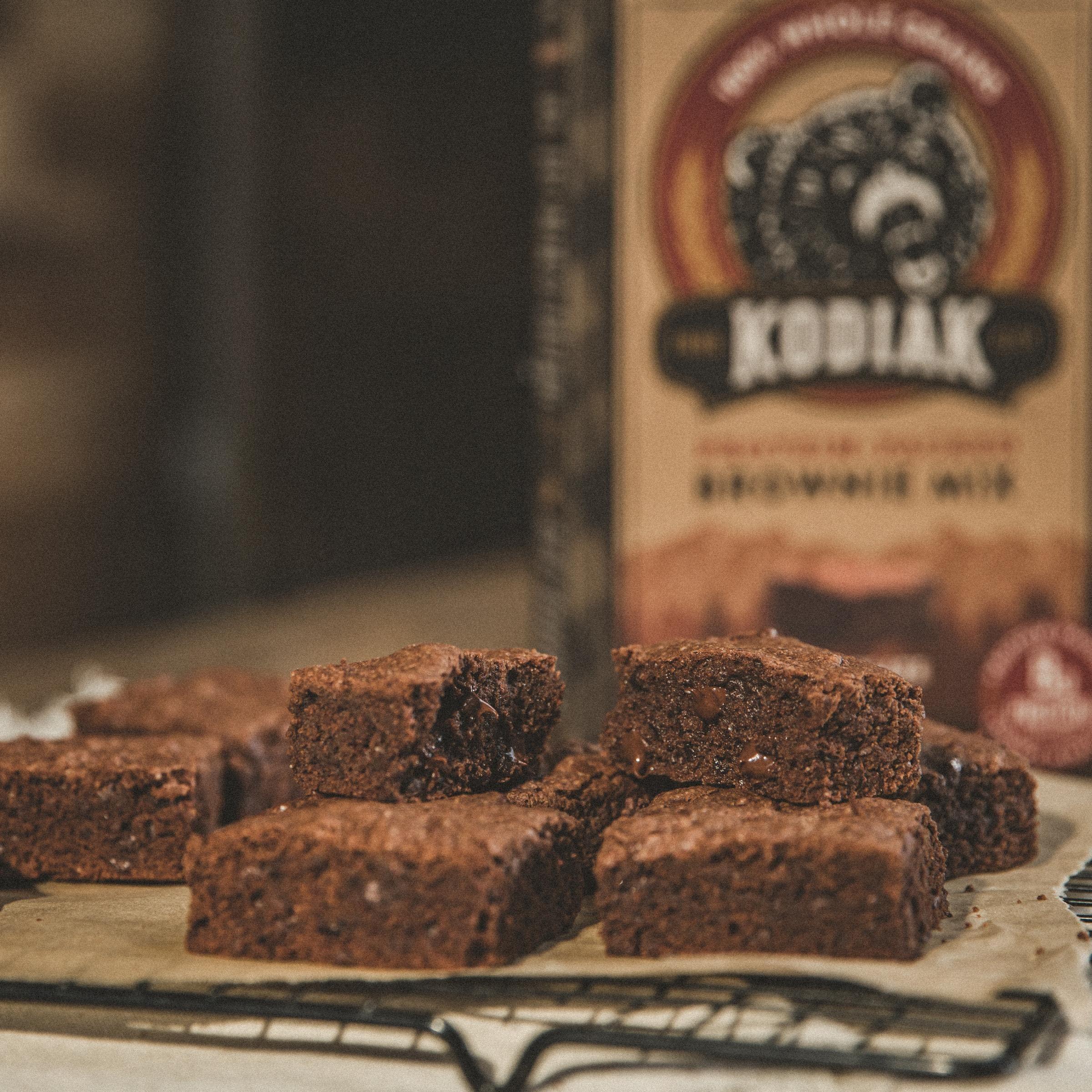 Kodiak Cakes Kodiak Brownie Baking Mix, Chocolate Fudge, High Protein,100% Whole Grains, (Pack of 1)