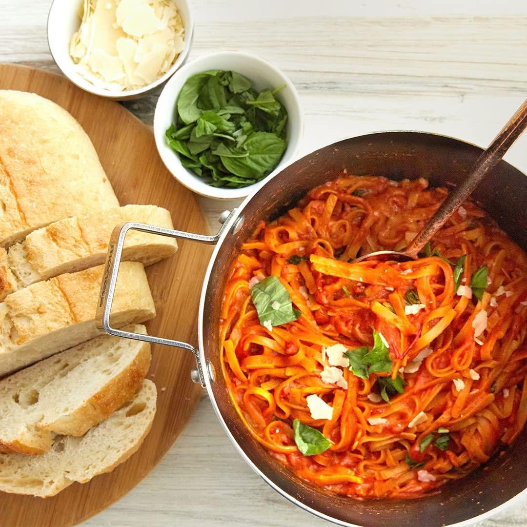 Rao's Homemade Rao's Homemade Vodka Sauce | 24 oz | Creamy Tomato Sauce | Pasta Sauce | Carb Conscious, Keto Friendly | All Natural, Premium Quality | With Parmigiano Reggiano and Pecorino Romano Cheeses & Vodka