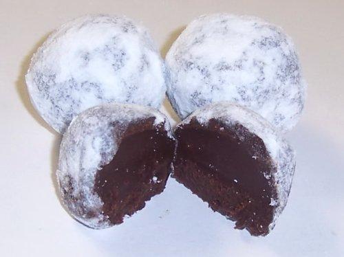 Scott's Cakes Scott's Cakes Arctic Snow Covered Dark and Cocoa Covered Dark Chocolate Truffles in a 1 Pound Heart Box