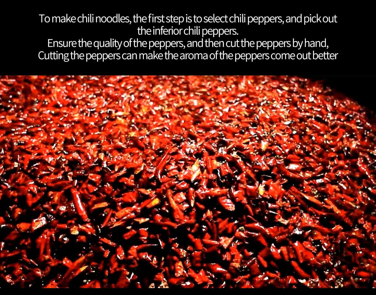 BAILINHOU Chinese Sichuan red Chili Powder 5.51 Pound / 2500g (first grade medium coarseness), Original imported of Szechuan, china