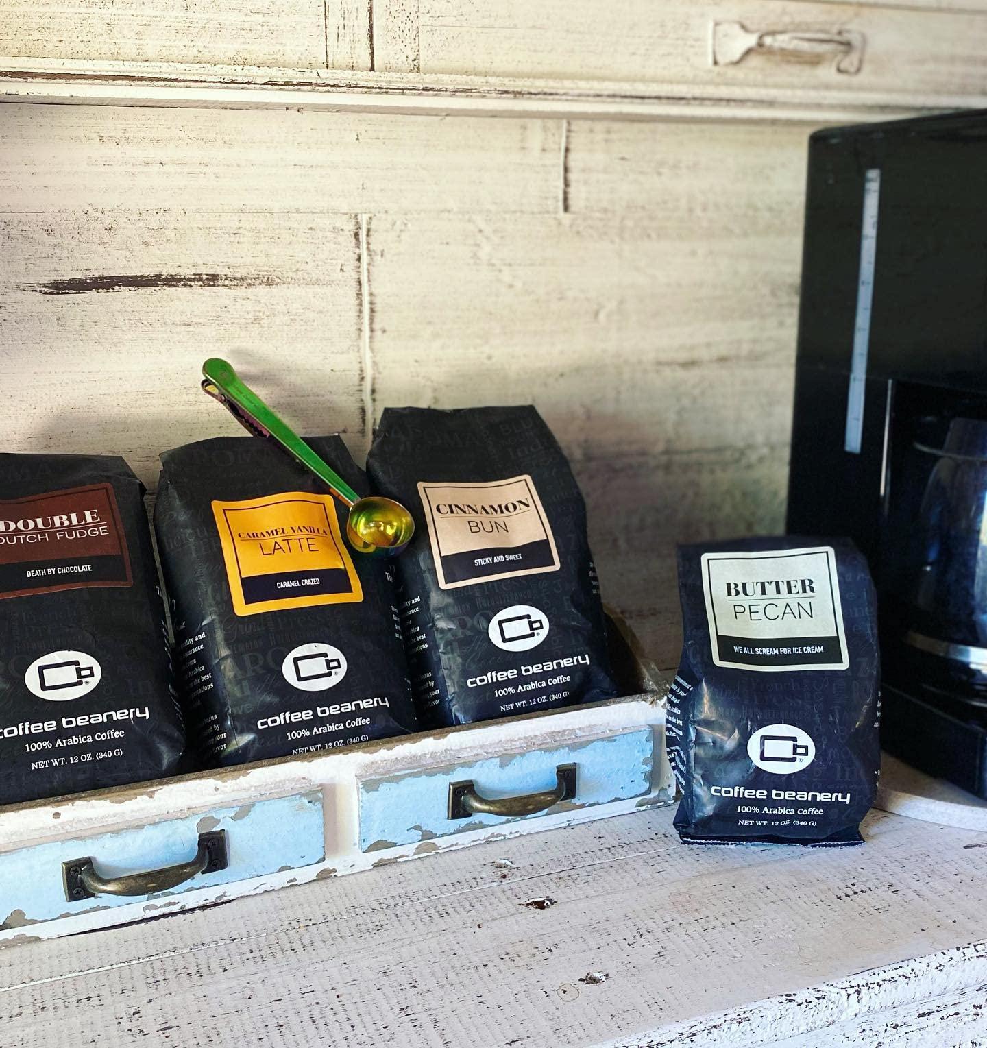 Coffee Beanery Caramel Vanilla Latte by Coffee Beanery | 12oz Flavored Whole Bean Coffee Medium Roast Coffee | 100% Specialty Arabica Coffee Whole Bean | Gourmet Coffee Whole Beans