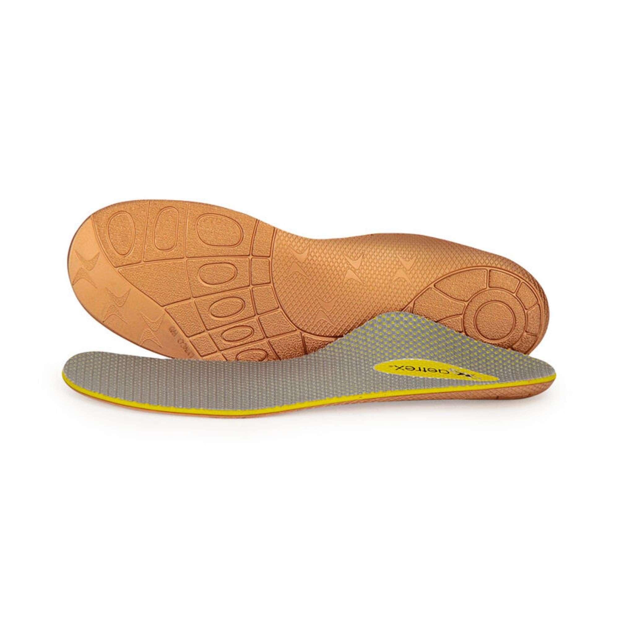 Aetrex Elevate Your Workout: Aetrex Women\'s Train Orthotics - Effortless Training and Comfort