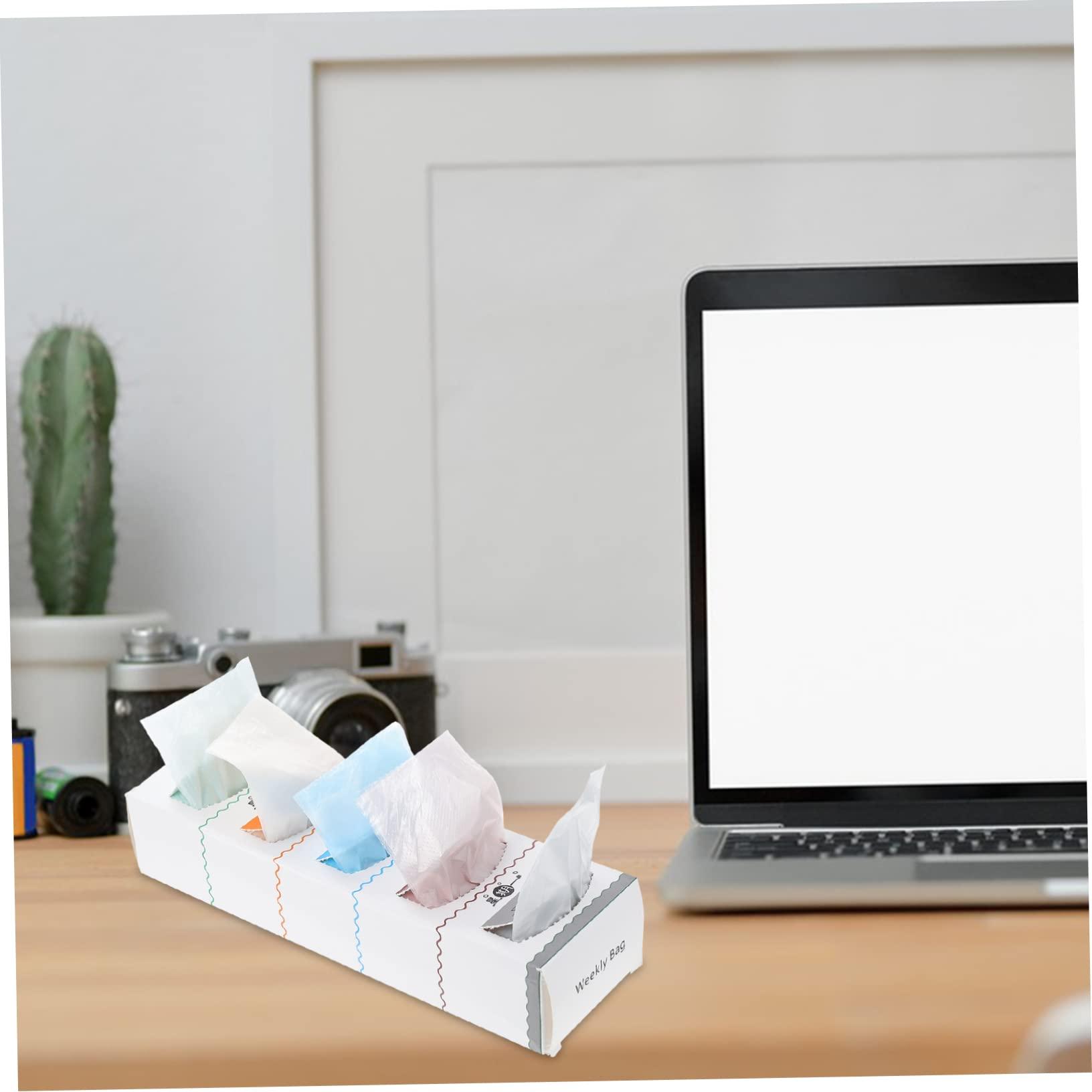 Gravity Gravity Heated Knee Brace for Women & Men (Black) - Portable Targeted Heat Therapy Knee Wrap Supports Relief for Pain & Discomfort - Knee Strap with Adjustable Compression & Multiple Heat Settings