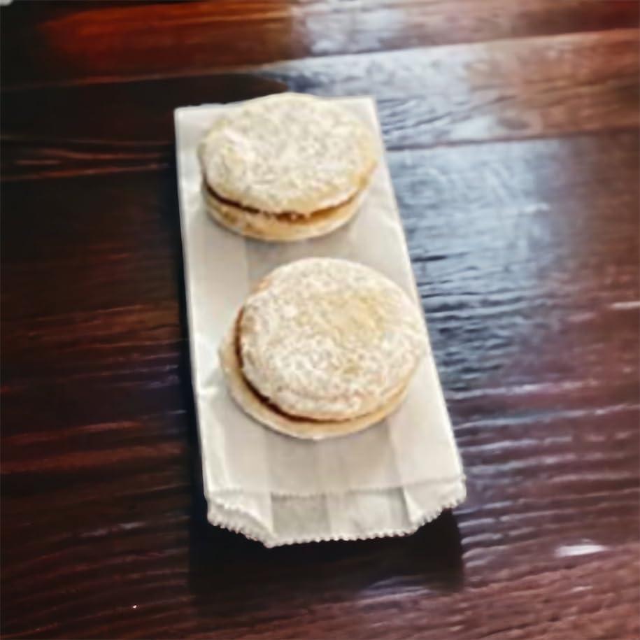 The Baker Celebrations Small Square Glassine Wax Paper Bags lb. Food Grade Grease Resistant White Paper Mini Bag for Snacks Candies and Crafts (Pack of 200)