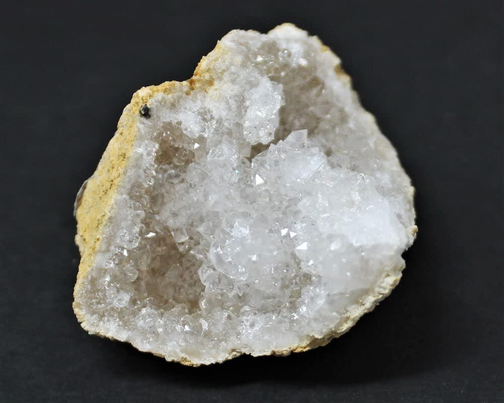 Generic [Waller PAA] Break Your Own Geodes Gift Box (6-8 pcs) Large Unopened Moroccan Crystals