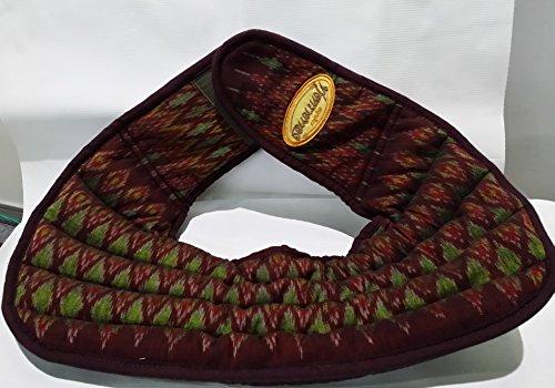 Tung Sai Thong Herbal Compress Comfort Hot Back Thai Silk (Shoulder-Back) Size 22” X 17” Weight 1000 G.