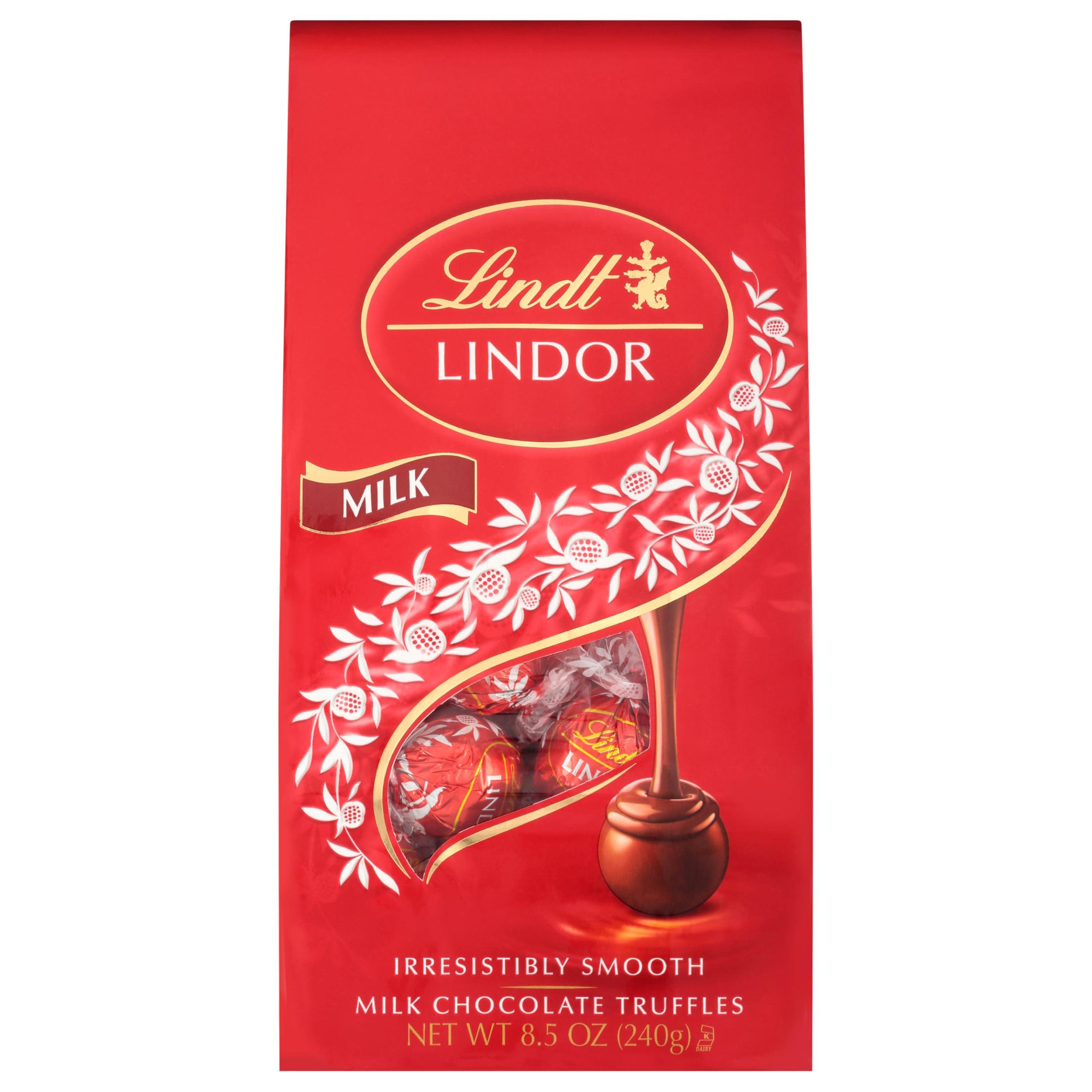 Lindt Lindt LINDOR Milk Chocolate Truffles, Milk Chocolate Candy with Smooth, Melting Truffle Center, 8.5 oz. Bag (6 Pack)