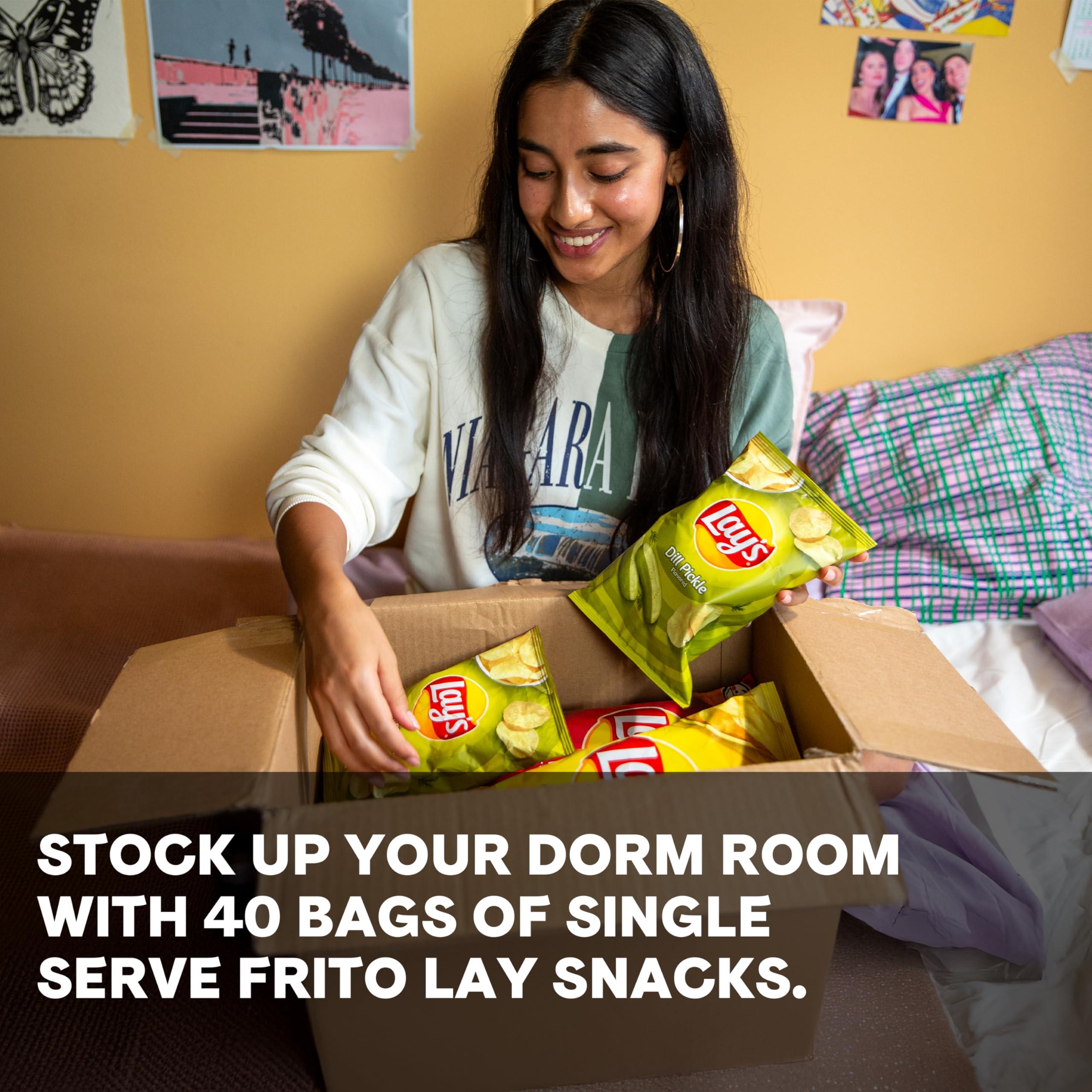 Lay's Lay\'s Salt & Vinegar Flavored Potato Chips, (40 Count)