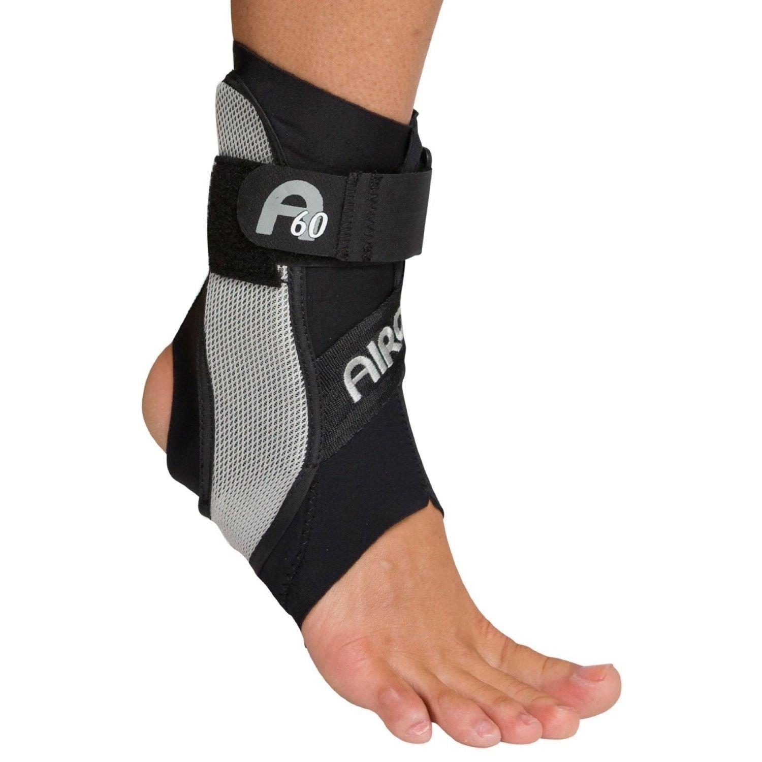 Aircast Aircast A60 Ankle Support Brace, Right Foot, Black, Small (Shoe Size: Men's 4-7 / Women's 5-8.5)