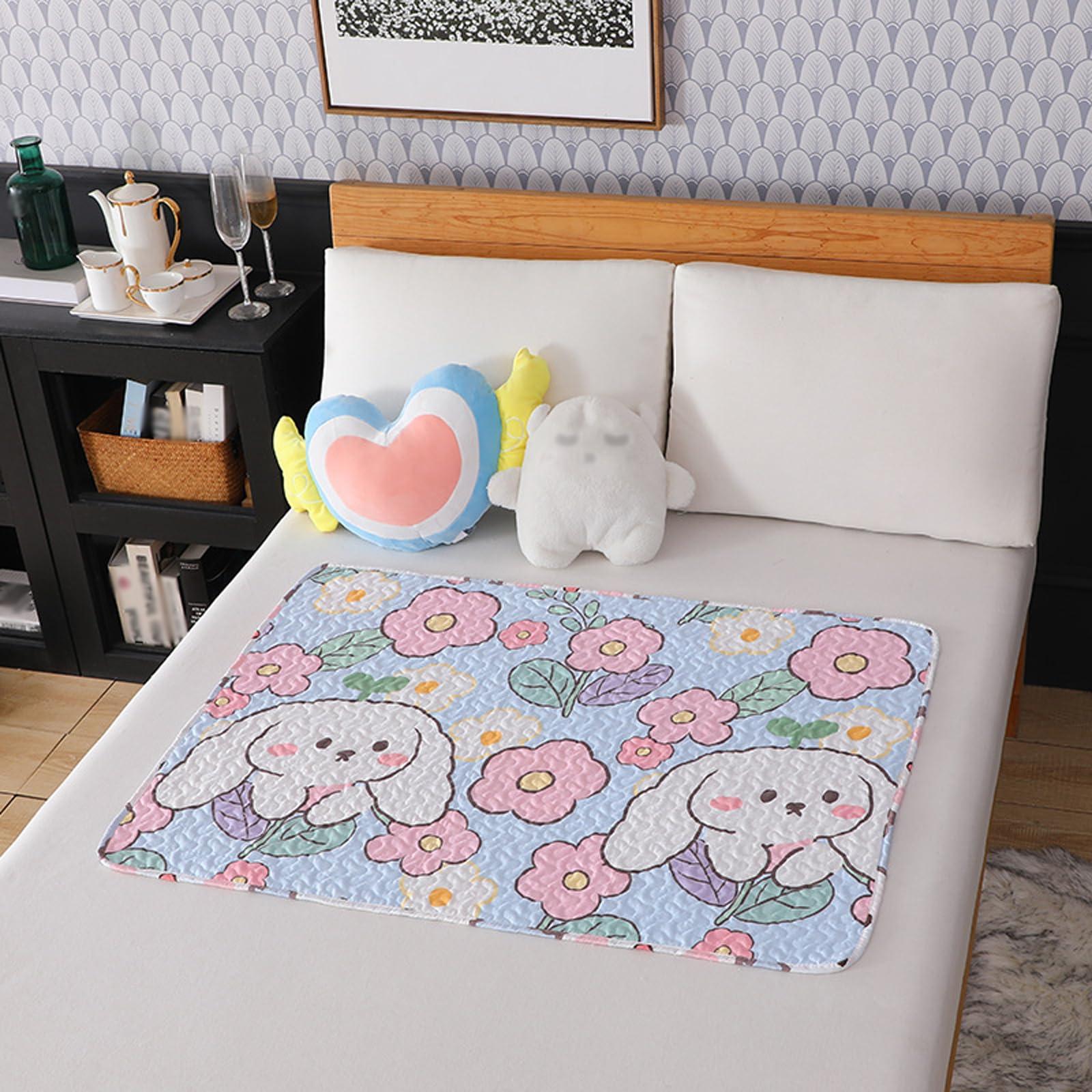 SHEKAKO SHEKAKO Cute Period Pad, Washable Mattress Protector, Reusable Bed Sheet Pads for Incontinence, Bed Underpads Protector for Elderly, Kids, Women, Pets (Waterproof-E, 27.6*39.4inch/70*100cm)