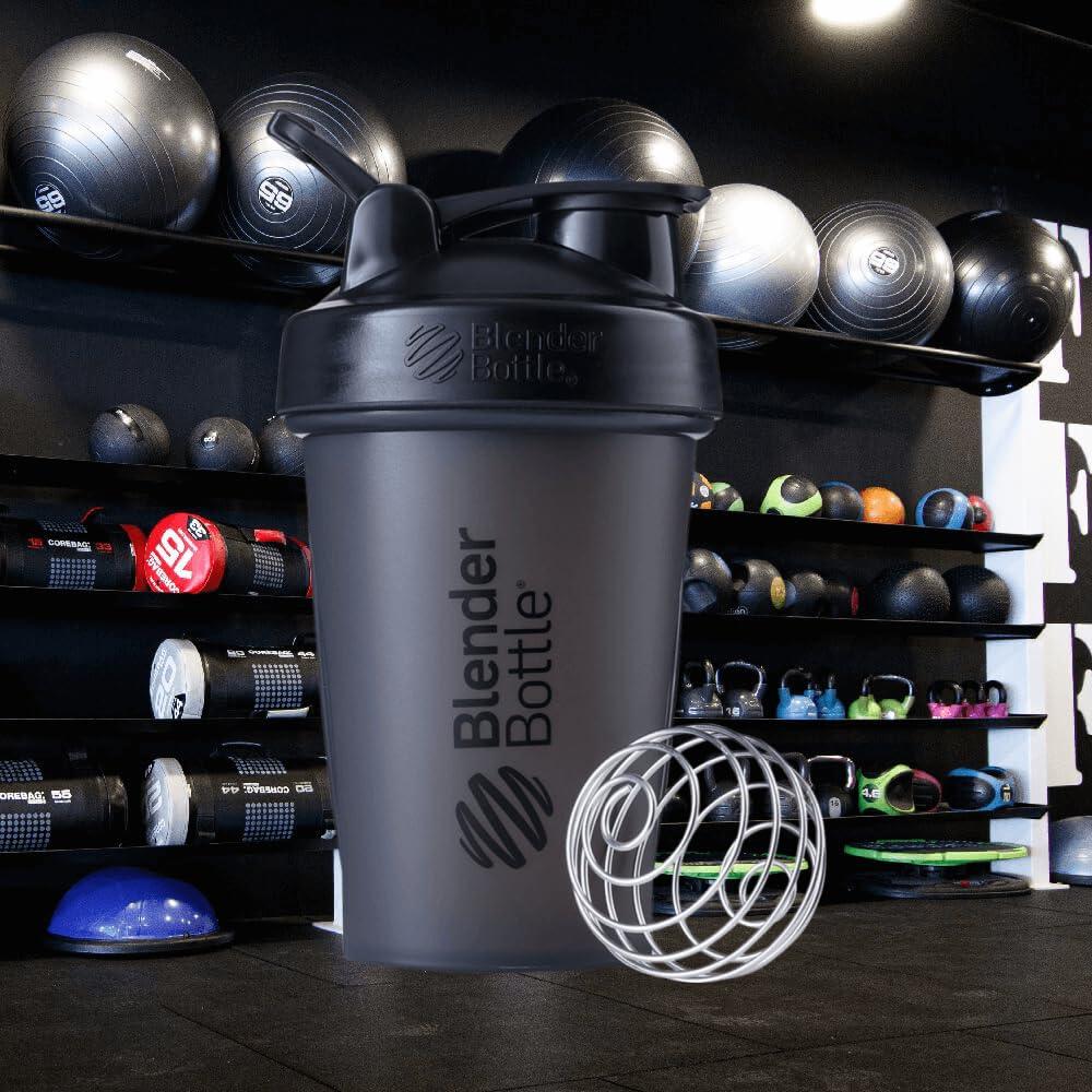 BlenderBottle BlenderBottle Classic Shaker Bottle Perfect for Protein Shakes and Pre Workout, Black, 20 Ounce