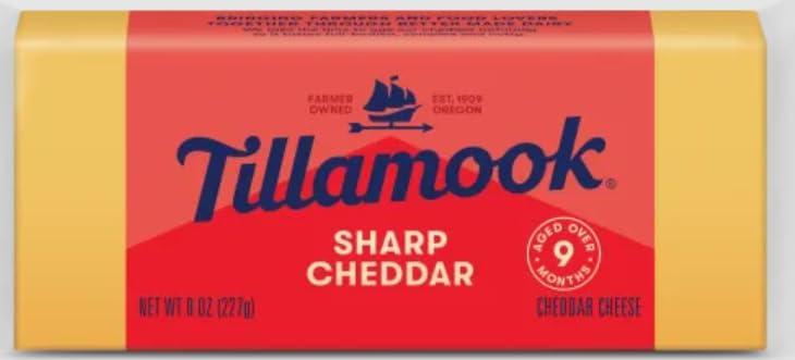 Tillamook Tillamook Sharp Cheddar 8 oz (Pack of 4)