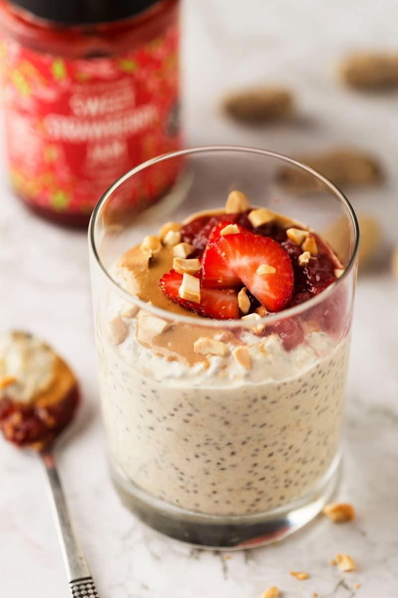 Good Good GOOD GOOD Crunchy Peanut Butter Keto Friendly - Low Carb & No Added Sugars - Vegan - No Palm Oil or Preservatives - Non-GMO - 12 oz / 340g (Pack of 1)