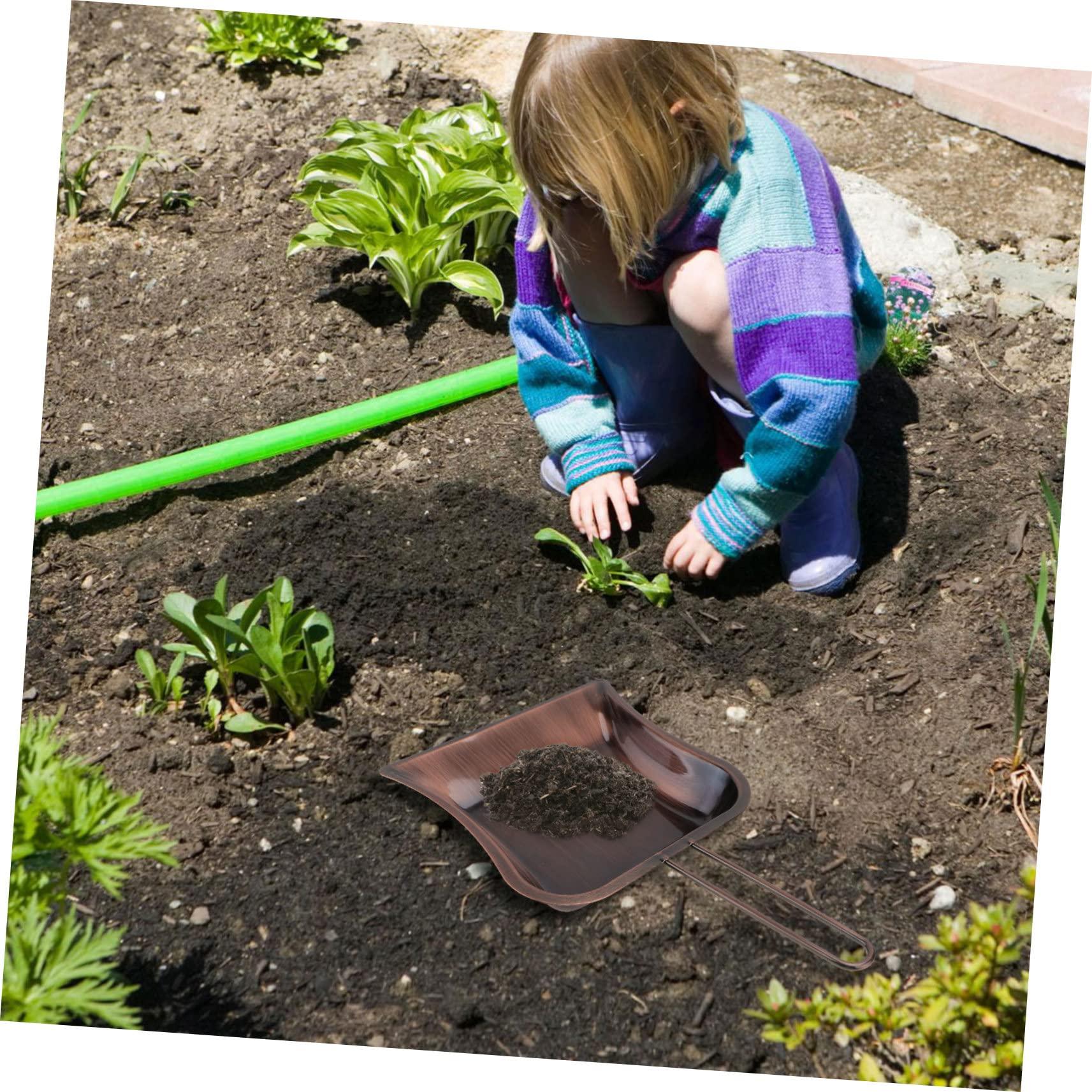 Healifty 1pc Brass Dustpan Small Dustpan Copper Hooded Dust Pan Large Metal Dustpan Standing Dustpan car Toys for Kids Standing dust pan Garden Dustpan Brush Desktop Child Stainless Steel