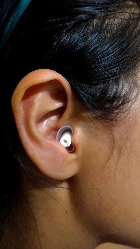 LIVEMUS!C LiveMus!c HearSafe Ear Plugs - High Fidelity Earplugs for Musician, Concert, Drummer, DJ & Clubbing - Reusable, Comfortable - Noise Protection, Cancelling (Large Size) Transluscent White