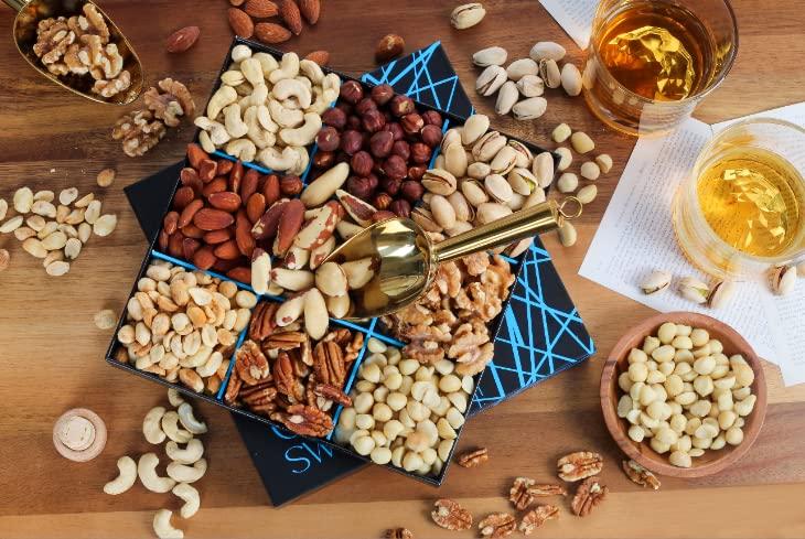 Gifted Sweets Nuts Gift Basket - Freshly Roasted And Natural Mixed Nut Gift Box - Gourmet Healthy Food Gift for Men/Women - Gourmet Gift, Healthy Gourmet Snack Box for Valentines Day, Birthday, Thank You, Congratulations, Corporate, Get Well Soon, Care Package