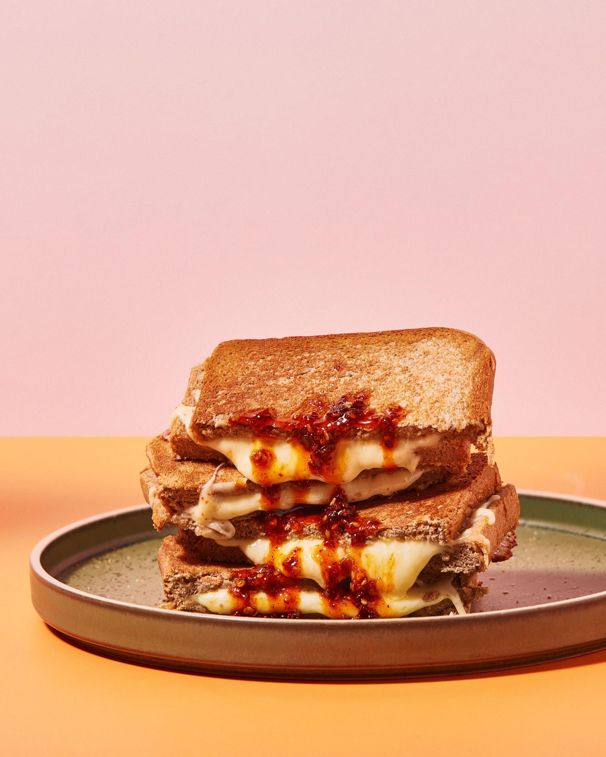 Everiday Foods EVERIDAY Mala Chili Crisp | Fiery Sichuan Chili Oil Made with Extra Virgin Olive Oil | Hot Sauce Alternative | All-Natural, Gluten-Free, Vegan, Keto, Whole30 Approved | 4.2 oz