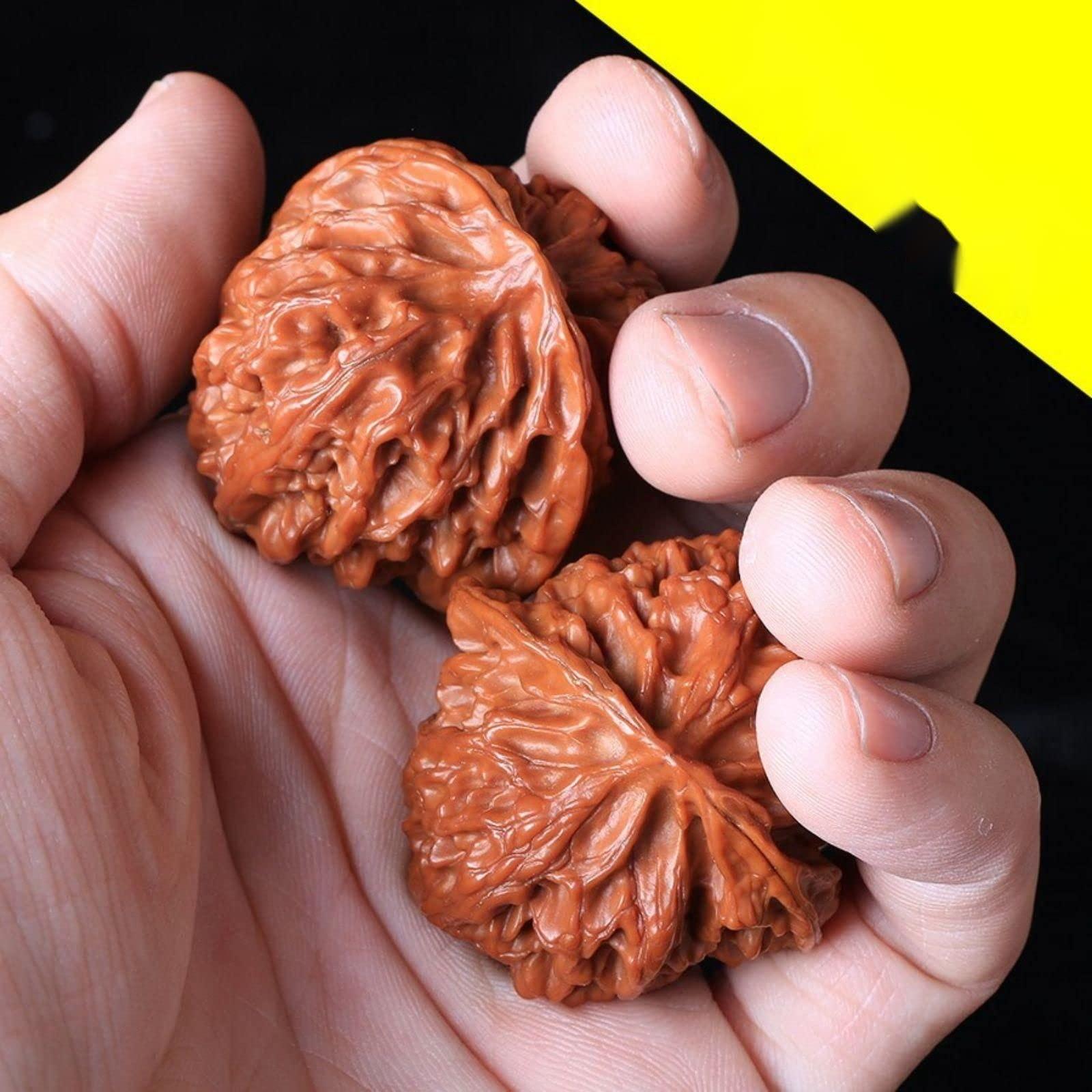 AEOIH AEOIH 1 Pair Boutique Natural Wenwan Walnut Handball Health Grip Ball Palm Massage Chinese Walnuts Elderly Gift Massage Gadget Which is Durable and Solid Natural Texture Solid Wood