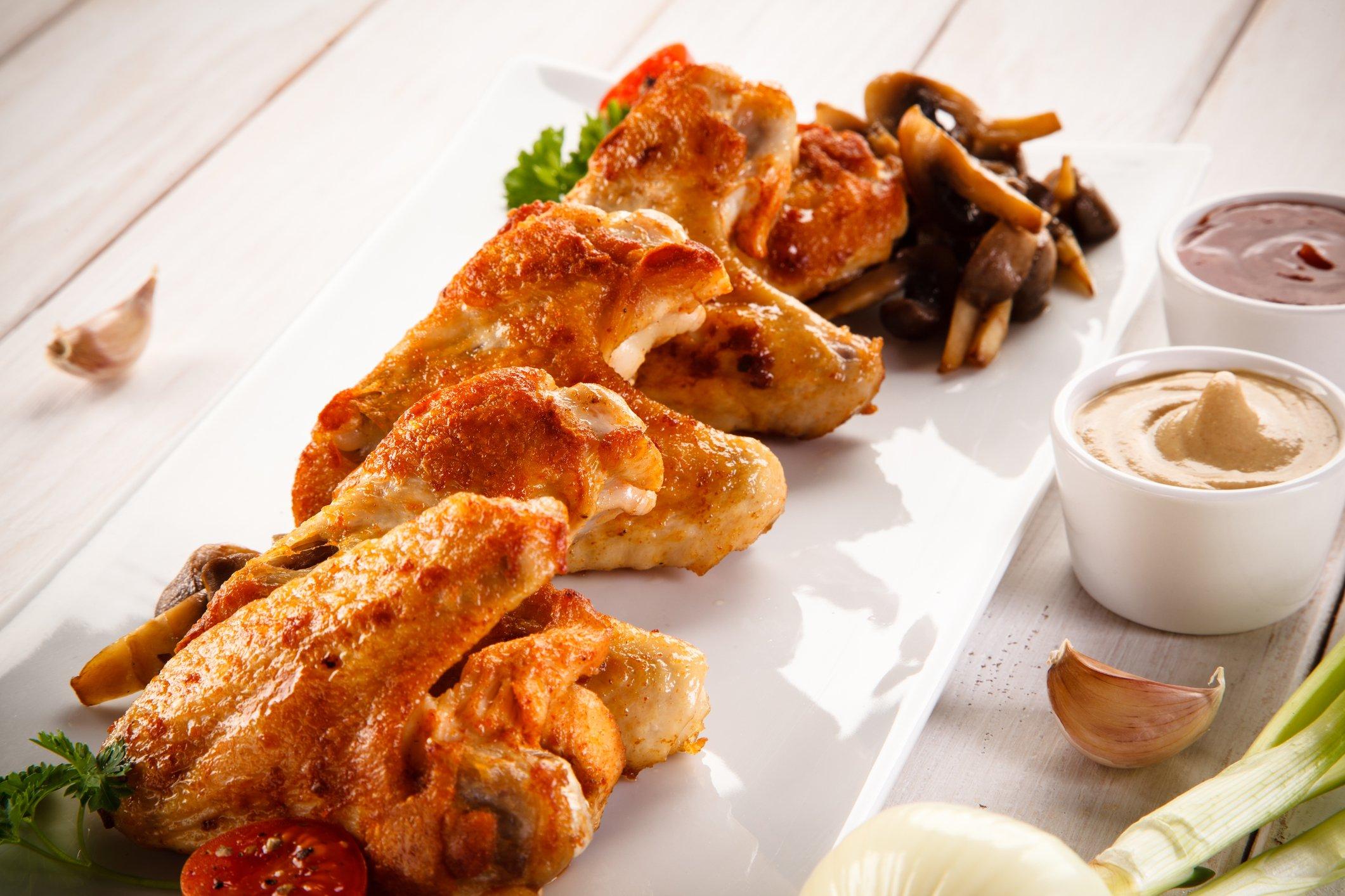 Better Than Bouillon Better Than Bouillon Reduced Sodium Roasted Chicken Base, Made with Seasoned Roasted Chicken & Less Sodium, 38 Servings Per Jar 8 Ounce (Pack of 2)