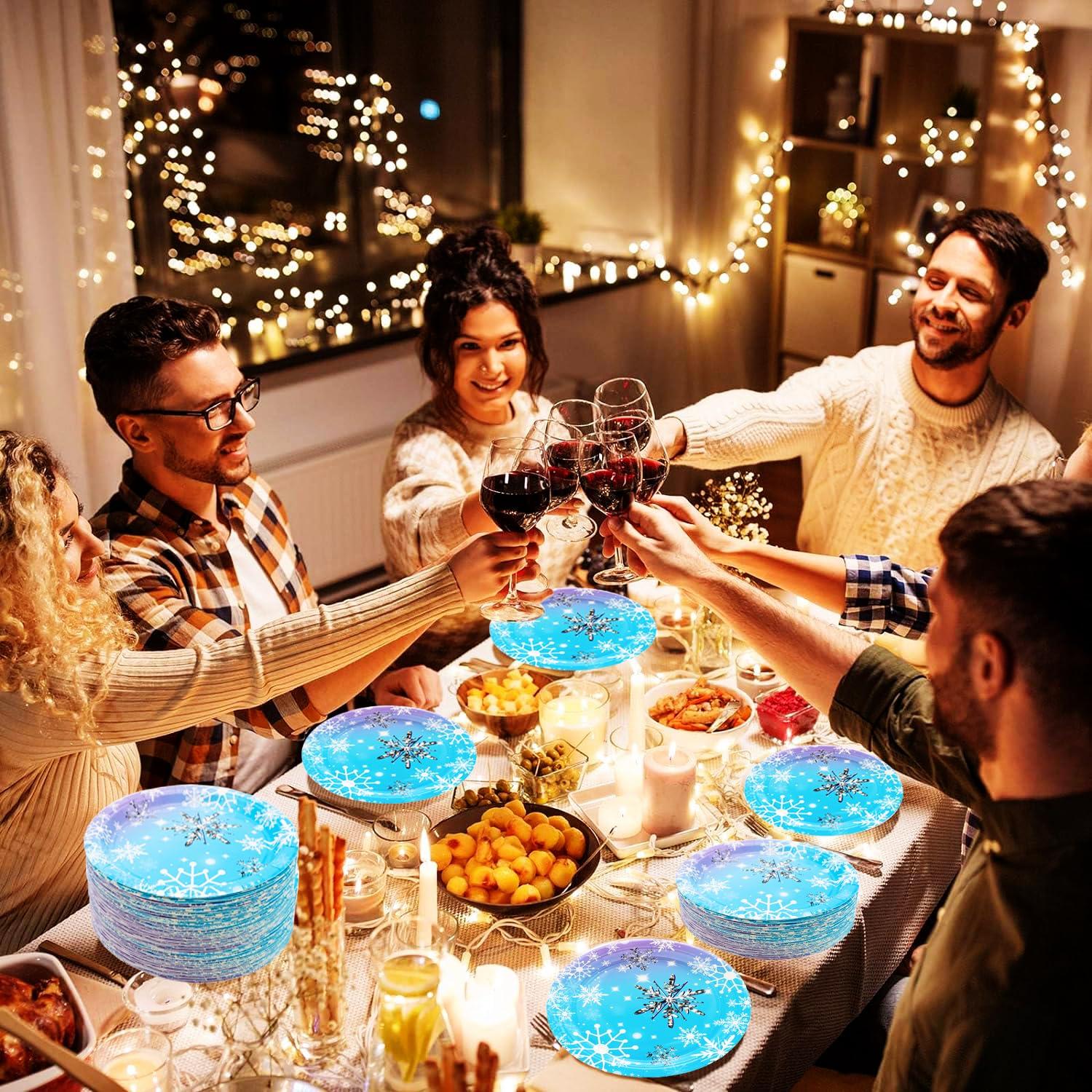 GOGUOGOFA 50Pcs Frozen Snowflake Party Supplies,Snowflake Paper Plates,7\"Snowflake Plates Disposable Chrisstma Plates for Winter Snowflake Theme Wonderland Holiday Xmas Snowflake Birthday Party Decor(Blue)