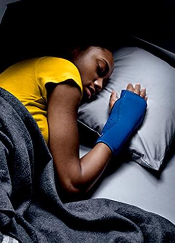 Futuro FUTURO Night Wrist Support, Left or Right, Adjustable, Helps Provide Nighttime Relief of Carpel Tunnel Symptoms, Made of Breathable Material, Easy-to-Use Sleeve Design, One Size Fits Most (48462ENR)