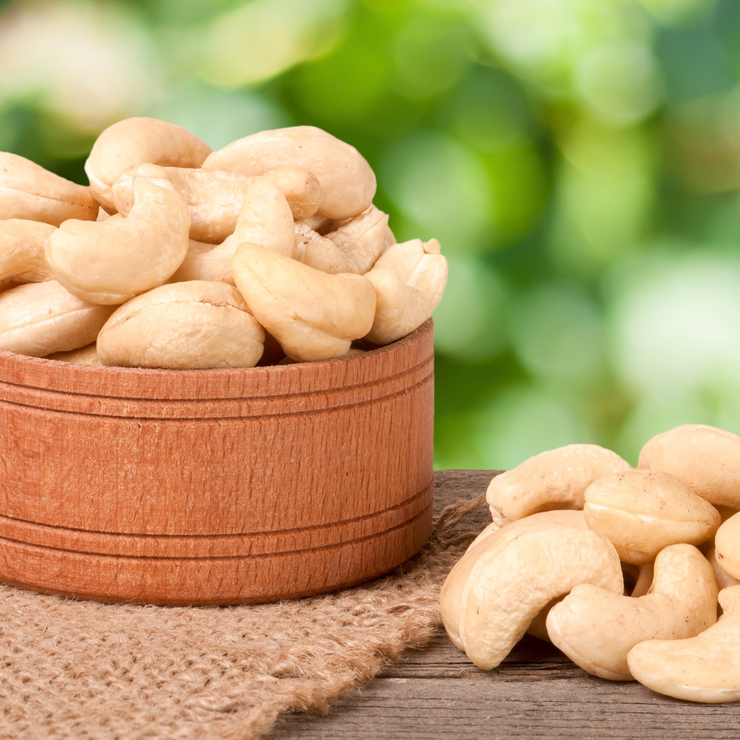 Jaybee\'s Raw Cashews 1 Pound | Whole Natural Unsalted Cashew Nuts | Naturally Gluten-free Cashew Nuts Bulk | Vegan & Keto Protein Snack | Use for Cashew Milk, Butter, Salads, Baking Recipes, Compare to Organic Cashews | Jaybee\'s