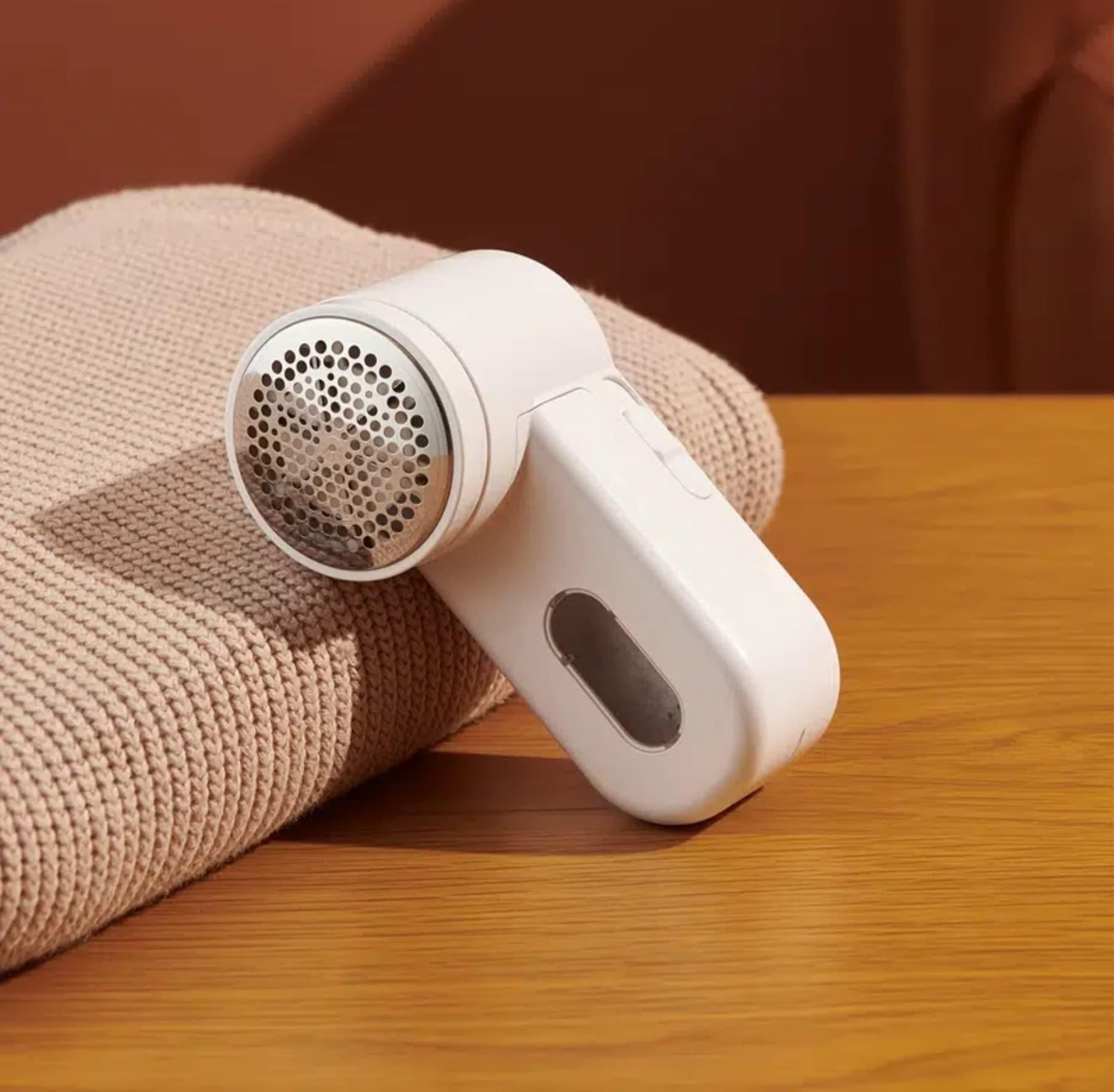 Generic Rechargeable Fabric Shaver and Lint Remover for Removing Lint and Pilling from Clothing, Furniture, Sweaters, Sofas and Blankets