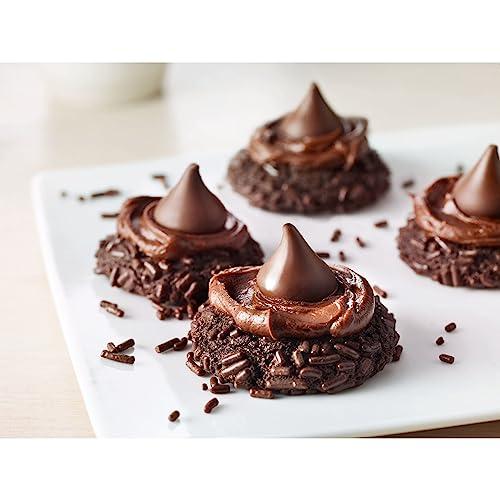 Kisses HERSHEY\'S KISSES SPECIAL DARK Mildly Sweet Chocolate Candy Party Pack, 32.1 oz