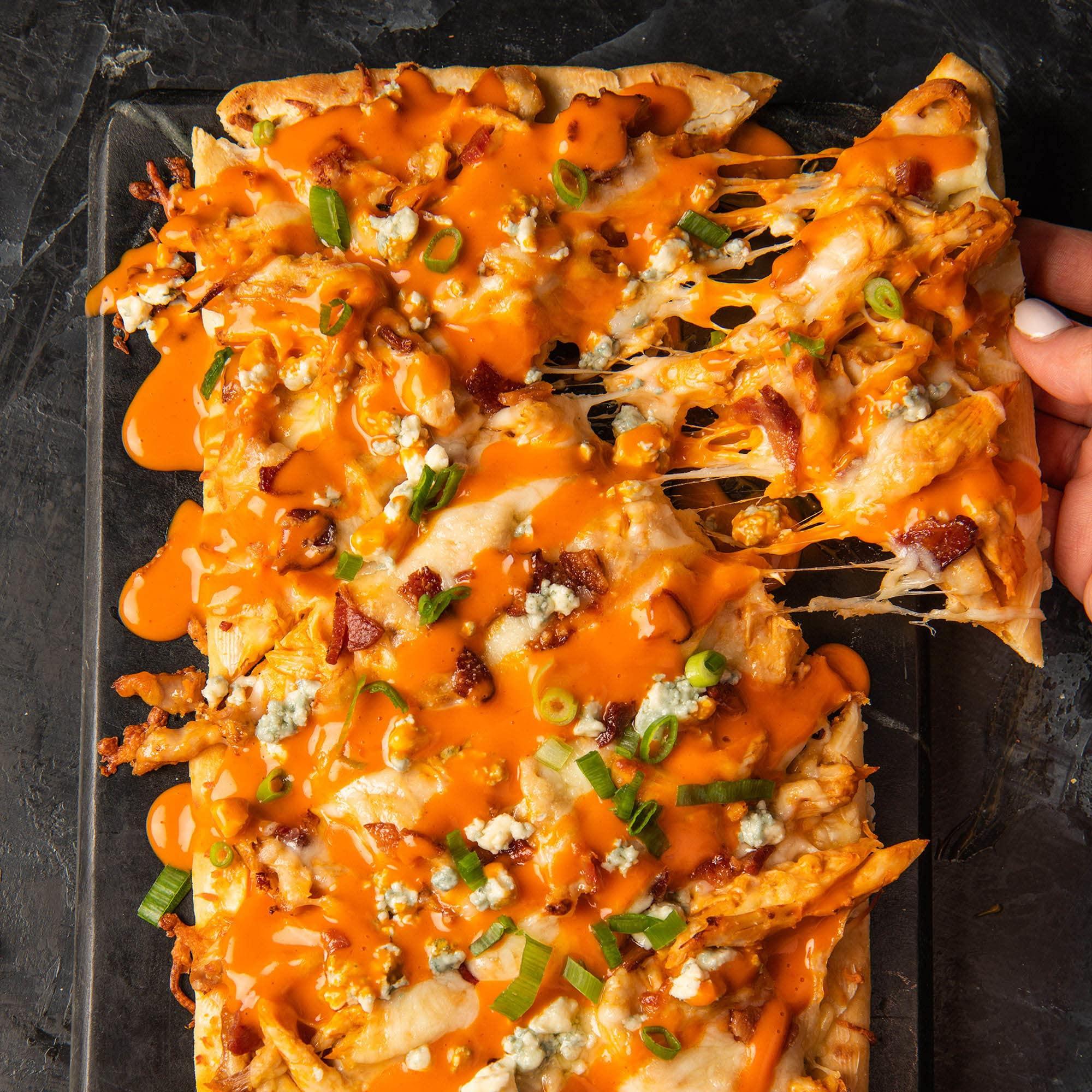 Frank\'s RedHot Frank\'s RedHot Mild Buffalo Wings Sauce, 1 gal - 1 Gallon Bulk Container of Mild Buffalo Hot Sauce with a Balanced Flavor Perfect for Wings, Dressings, Dips and More