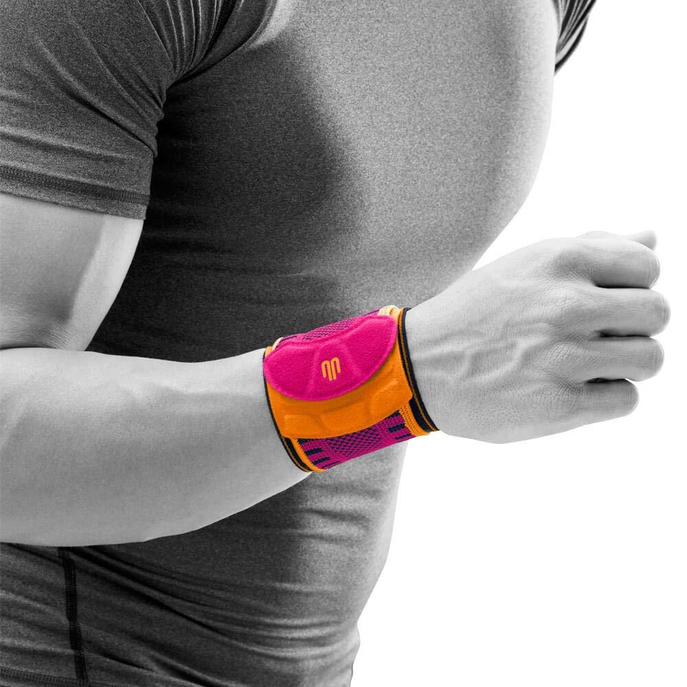 Bauerfeind Bauerfeind Sports Wrist Strap - German Engineered Wrist Compression Support for Weightlifting, Crossfit, Tennis, Lifting - Adjustable Tightness Brace with 3D Airknit Fabric - 1 Per Box (Pink, S/M)