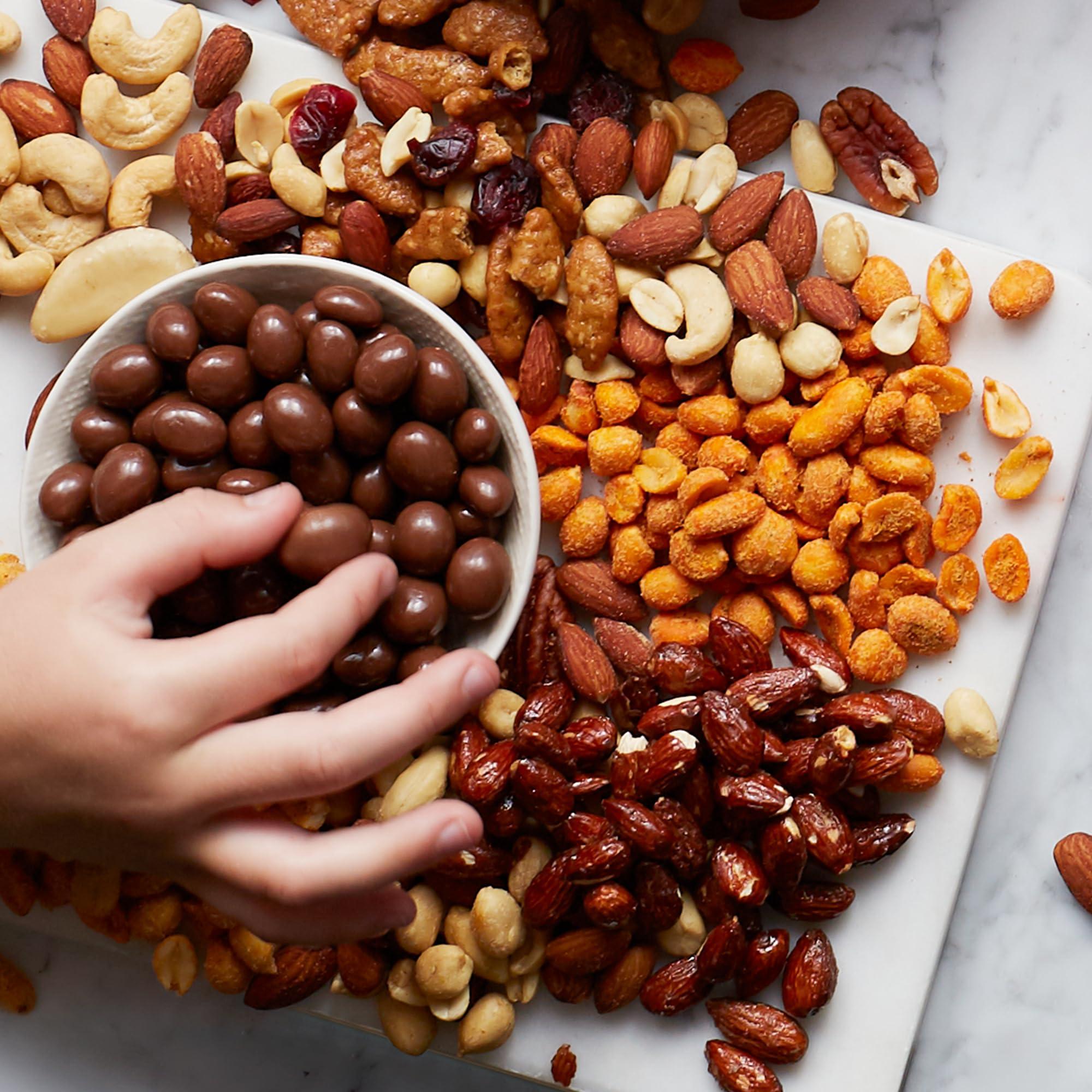 Hickory Farms Hickory Farms Sweet & Salty Nuts Gift Box | Valentines Day Gift | Holiday and Christmas Nut Mix, Holiday Gift Basket, Christmas Gift Basket, Great for Snacking, Housewarming Gift, Food Care Packages, Parties, Thank You Gifts, Retirement Gifts