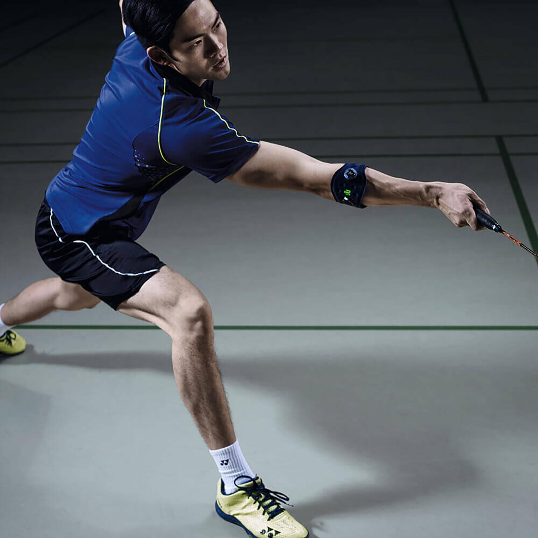 BAUERFEIND Bauerfeind Adjustable Sports Elbow Strap - Single, Black, One Size - Forearm Pain Relief from Golfers and Tennis Elbow - Five Point Pad for Direct Pressure on Tendon - Boa Closure System