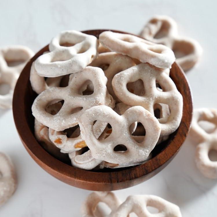 Broadway Basketeers Broadway Basketeers Chocolate Gift Basket Gifts for Women, Men, Valentines Day Delivery, Families, College, Appreciation, Thank You Present, Birthday, Corporate, Get Well, Sympathy Care