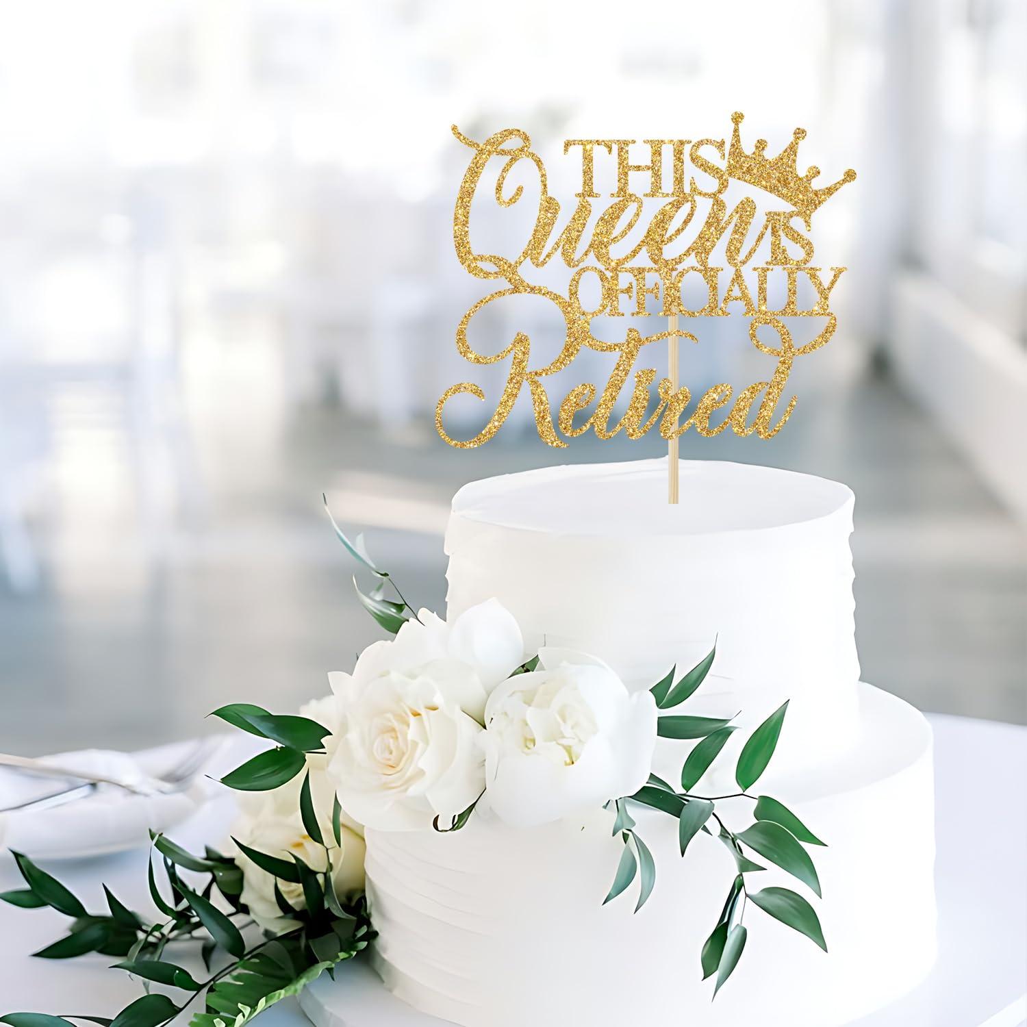 Jenrtvis Jenrtvis This Queen is Officially Retired Cake Topper, Retirement Cake Decorations for Women, The Queen Has Retired, Happy Retirement Party Decorations Gold Glitter