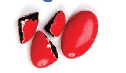 Pecou Dragees Pecou Chocolate Dragees Bright Red - Dark Chocolate Sugar Coated Red Color One Box of 1 Kilo / 2.2 LBS