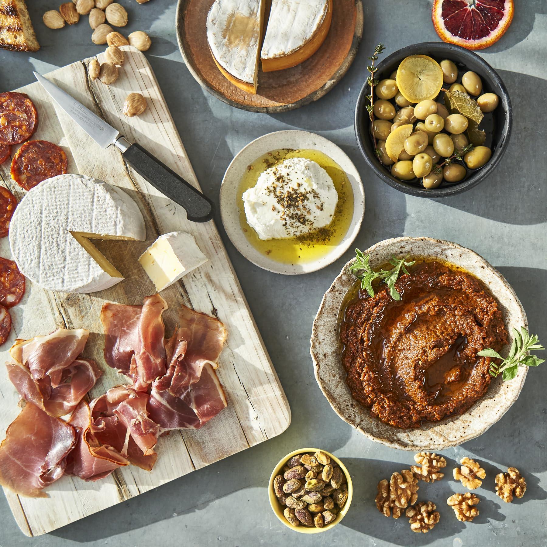 VILLA JERADA Villa Jerada, Za\'atar with Hyssop (Zaatar/Zatar/Zahtar), Premium Middle Eastern Spice Blend, 3.2 oz (Pack of 1) (ZA\'ATAR 200G POUCH)