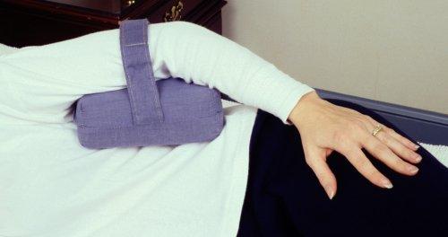 Tender Care Products Small Strap-On-Abduction Pad (each) 8"L x 4"W x 3" Thick; color: blue