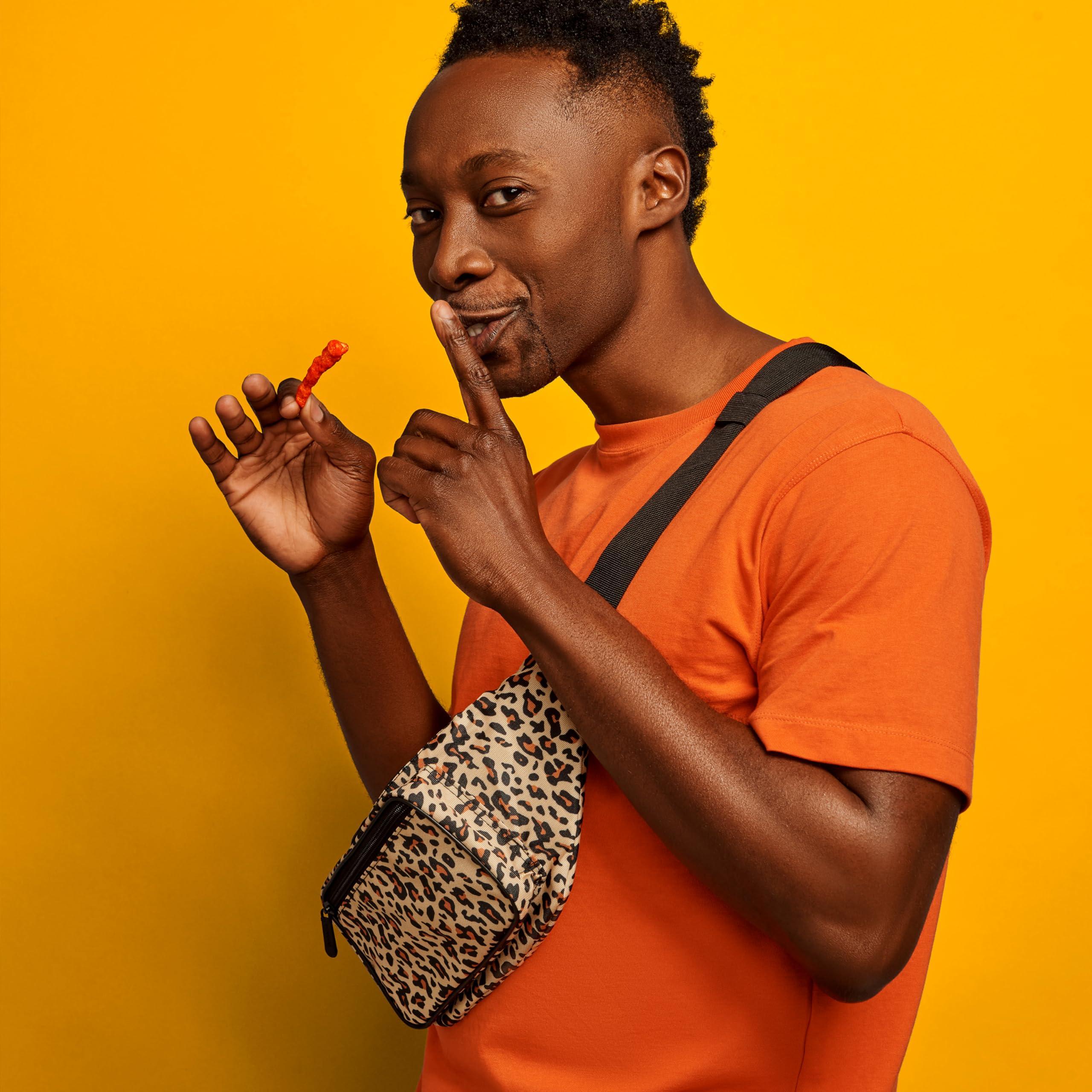 Cheetos Cheetos Cheese Flavored Snacks, Flamin\' Hot Crunchy, 1 Ounce (Pack of 40)