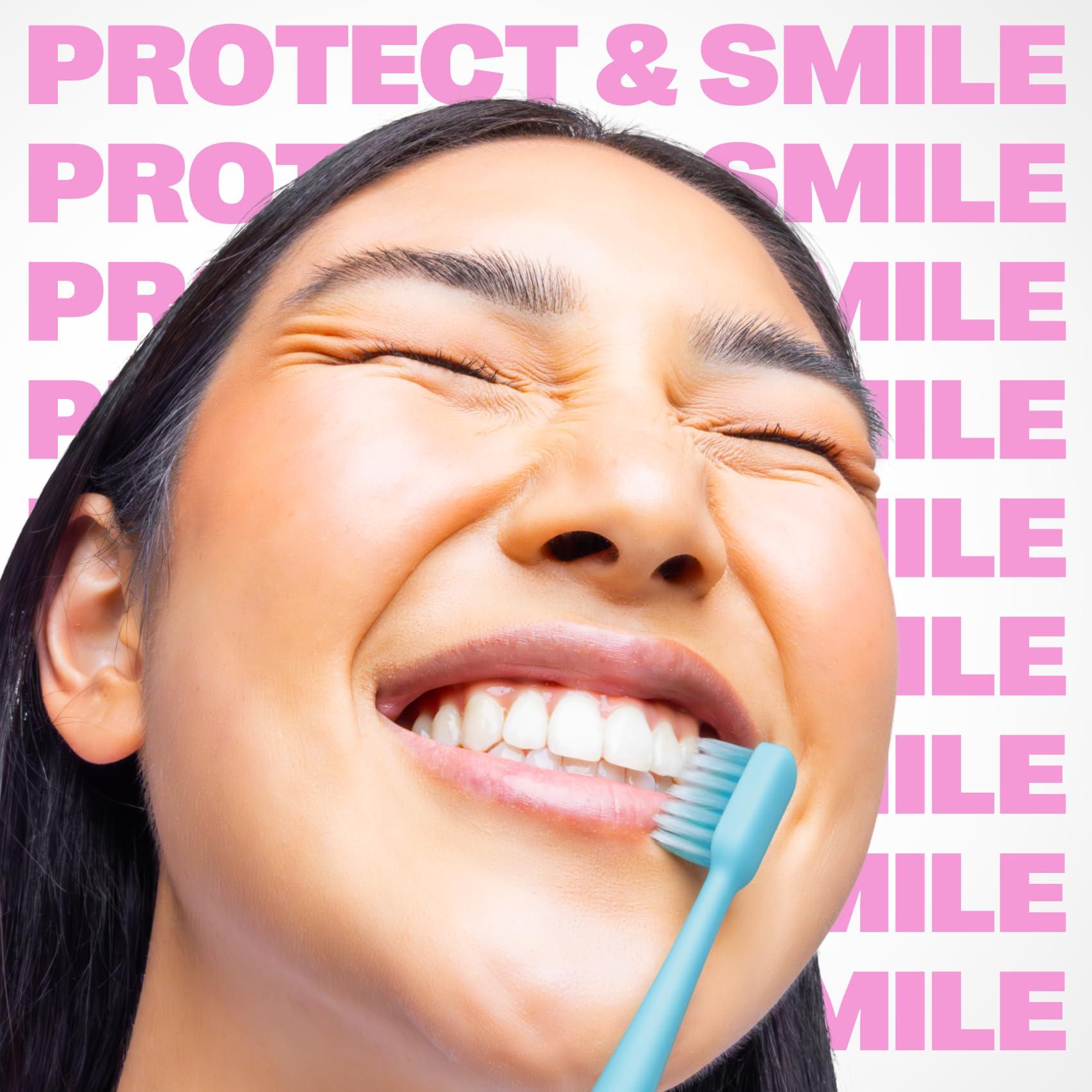 HISMILE Hismile Watermelon Flavoured Toothpaste contains Fluoride