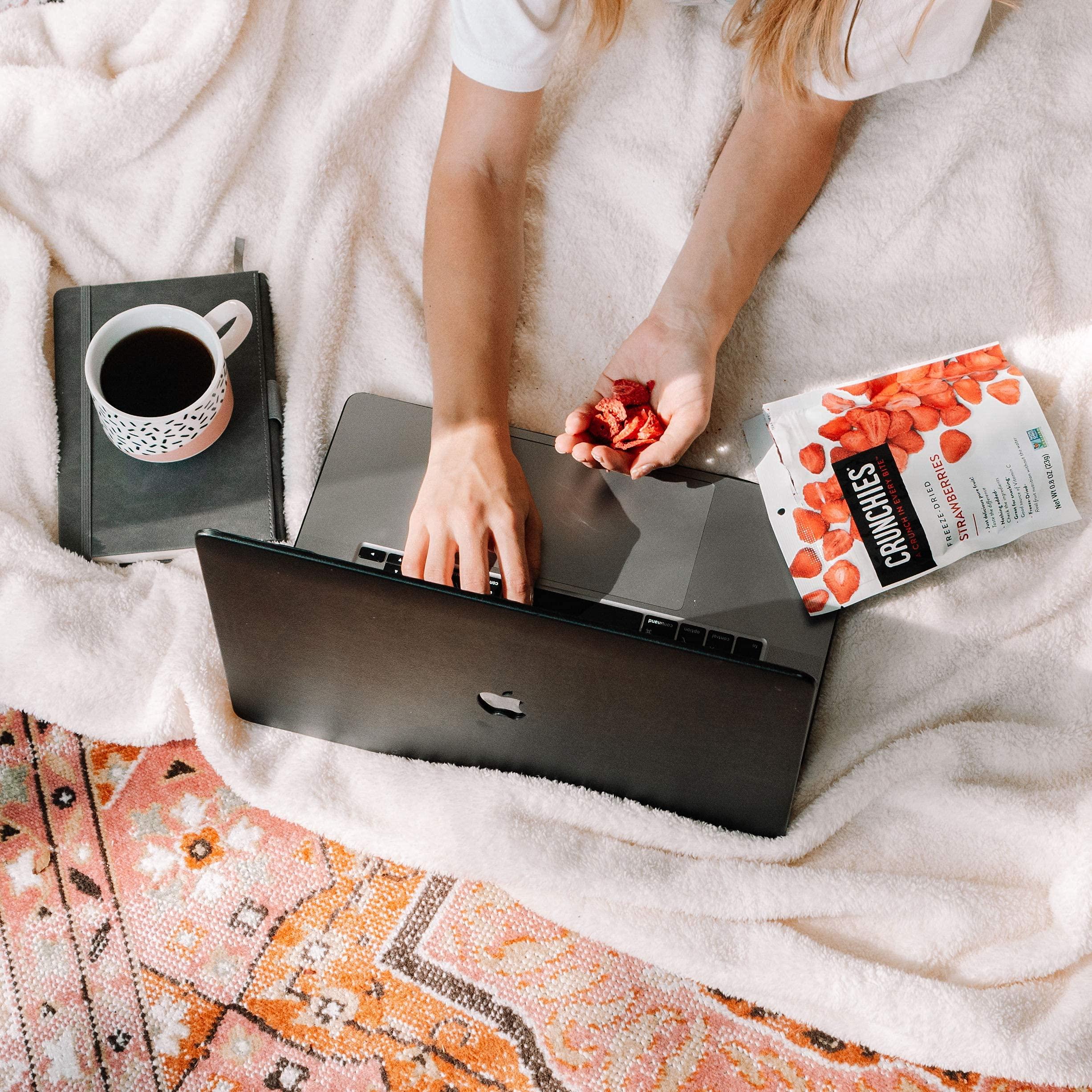 Crunchies Crunchies Freeze-Dried Fruits, 100% All Natural Crispy Fruit, Non GMO and Kosher, Resealable Freeze Dried Fruit Snack Packs, Pack of 6 (Strawberries)